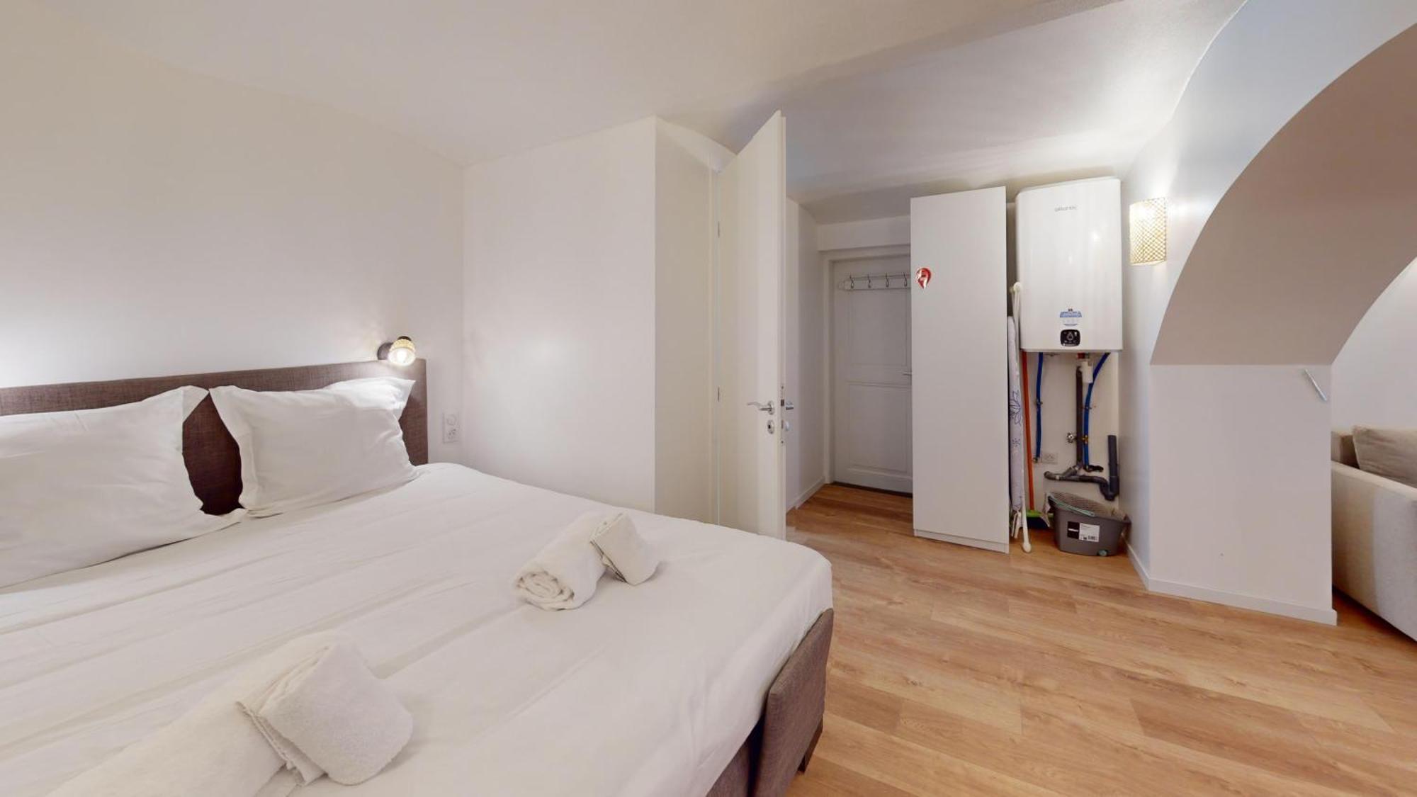 Castelnau