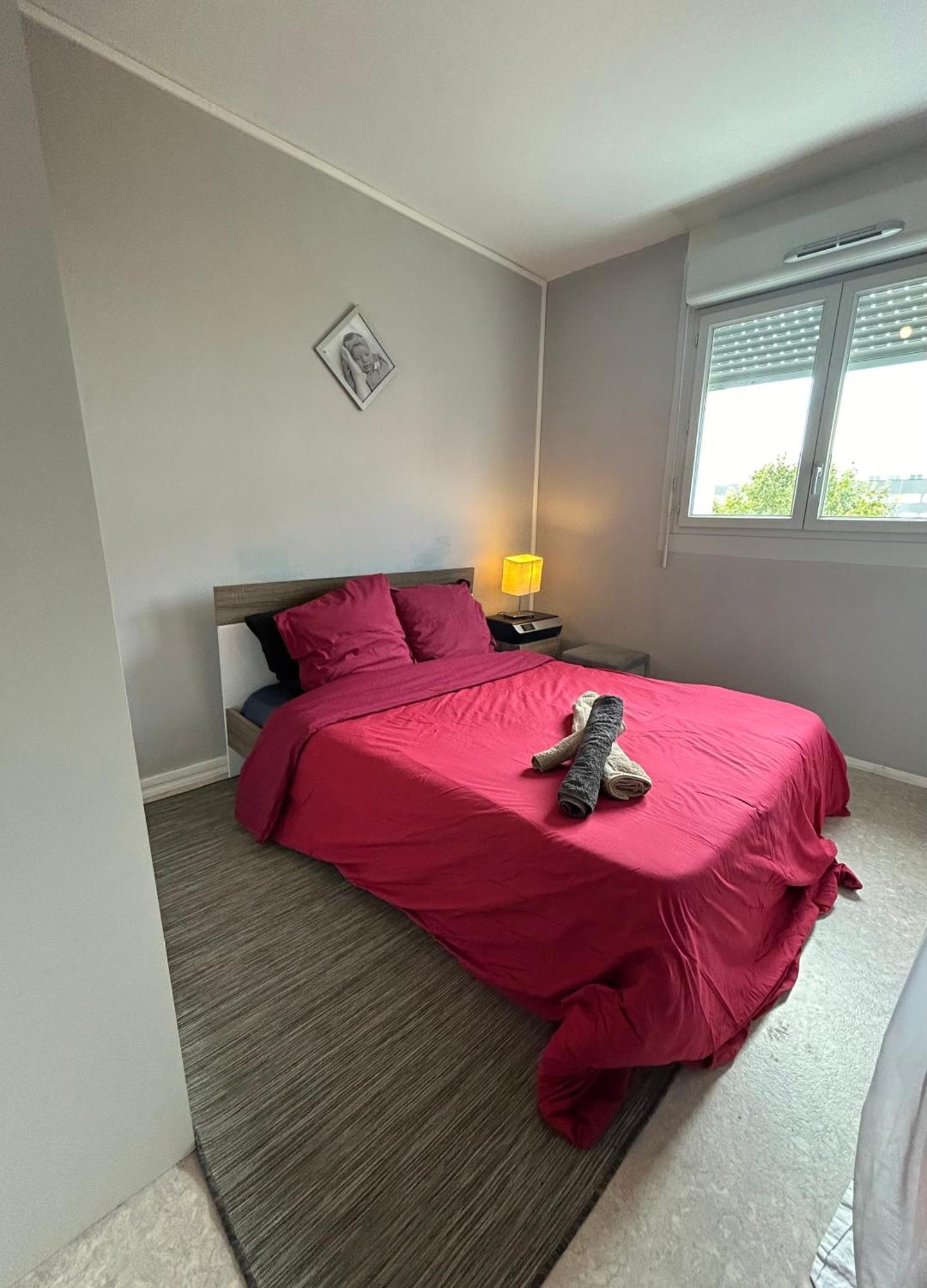 With Parking Apartment *