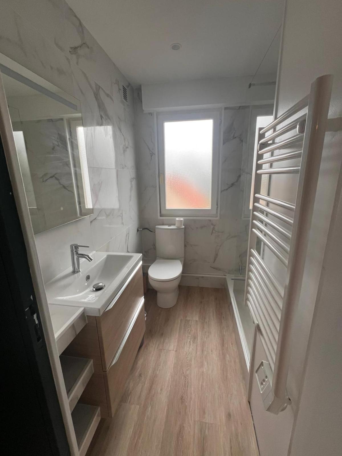 New, T2 Neuf Proche Parlement Apartment