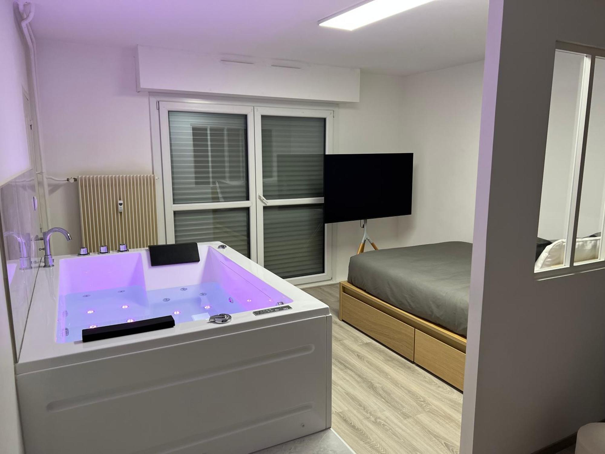 Apartment Avec Jacuzzi Proche Du Centre Straßburg