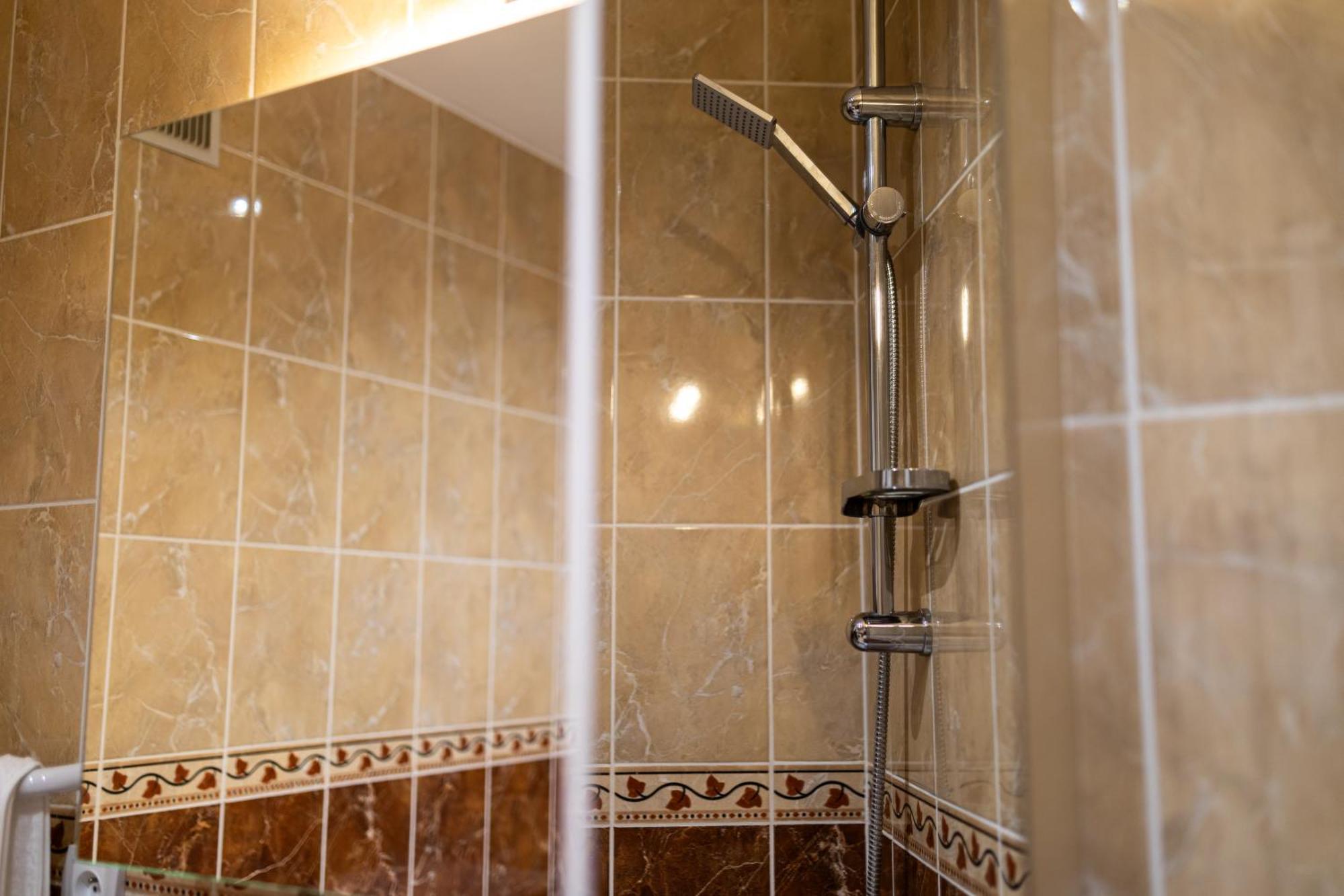 Tres Belle Apparemment 80 M2 Double Sejour A Proche Zenith Gare Centre Chu Hopital Apartment *