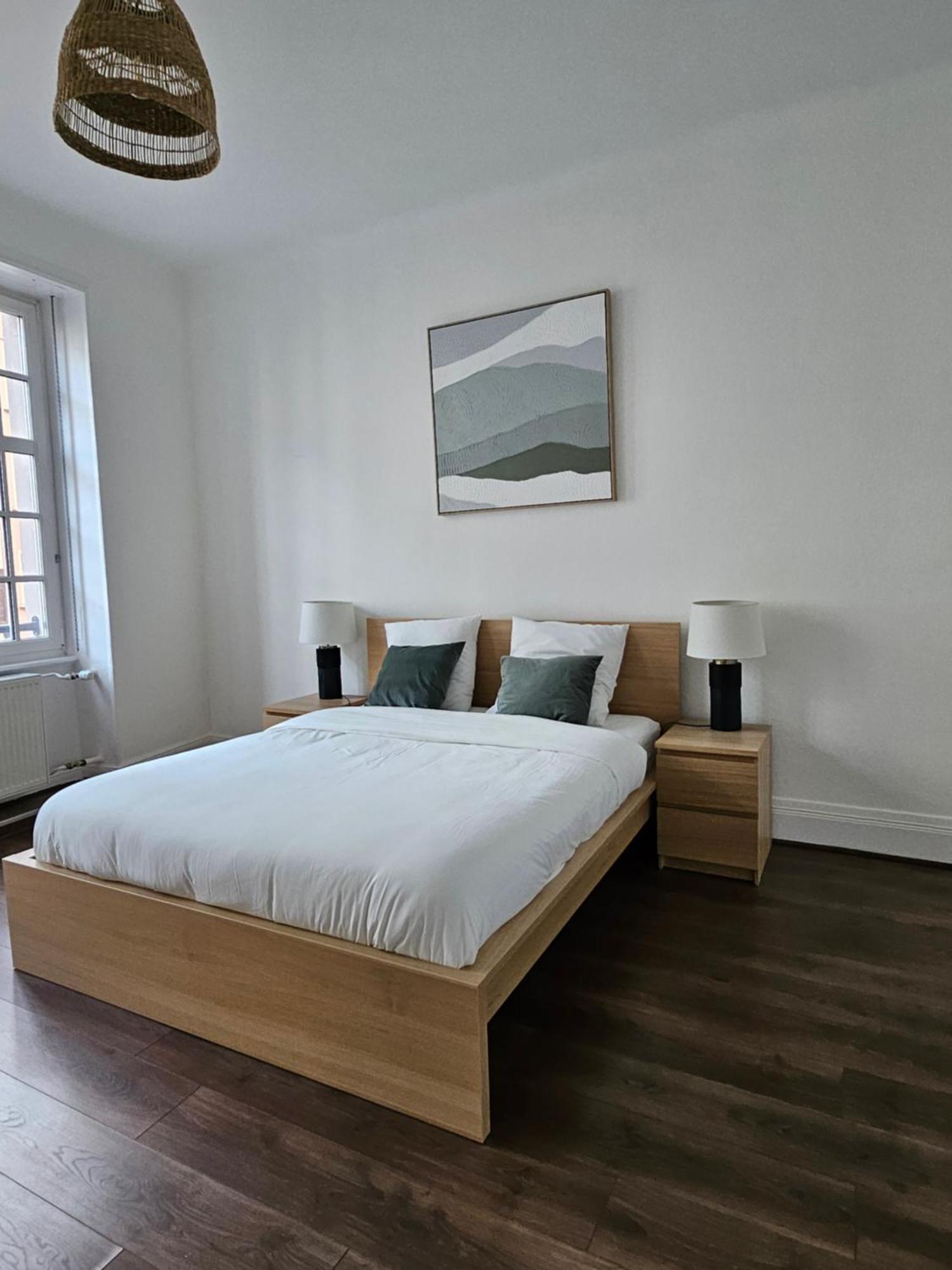 Appartement Superbe 140 M2 Plein Centre-ville De *