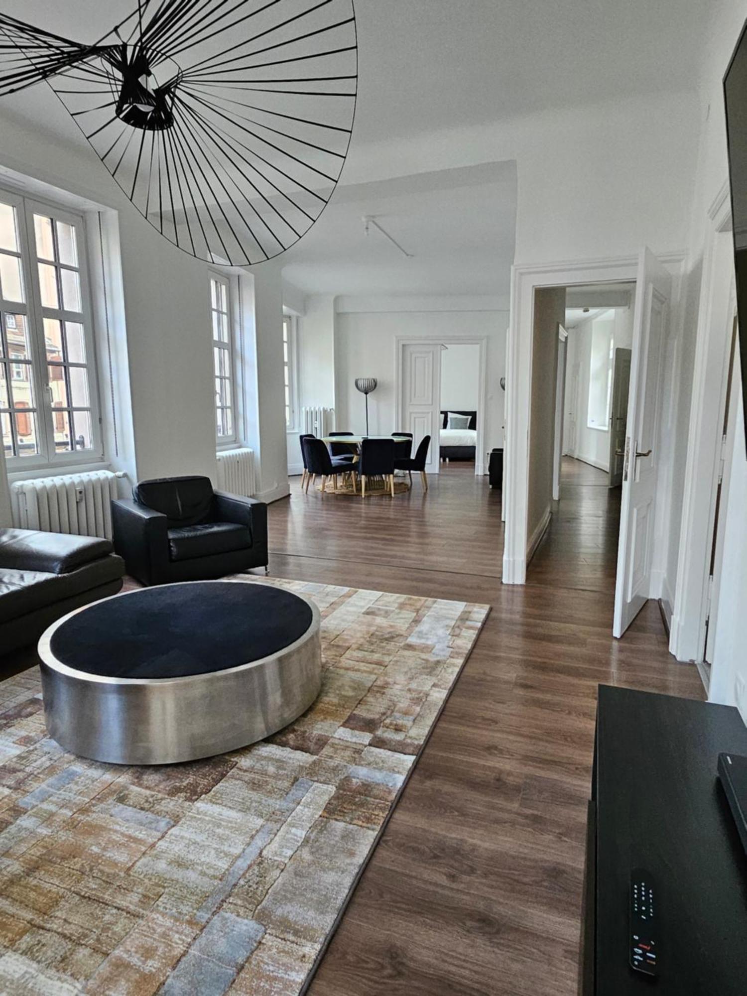 Superbe 140 M2 Plein Centre-ville De *