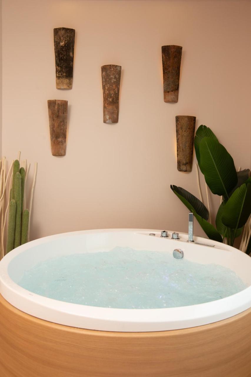 Apartment Romantique Ibiza, Jacuzzi, Straßburg