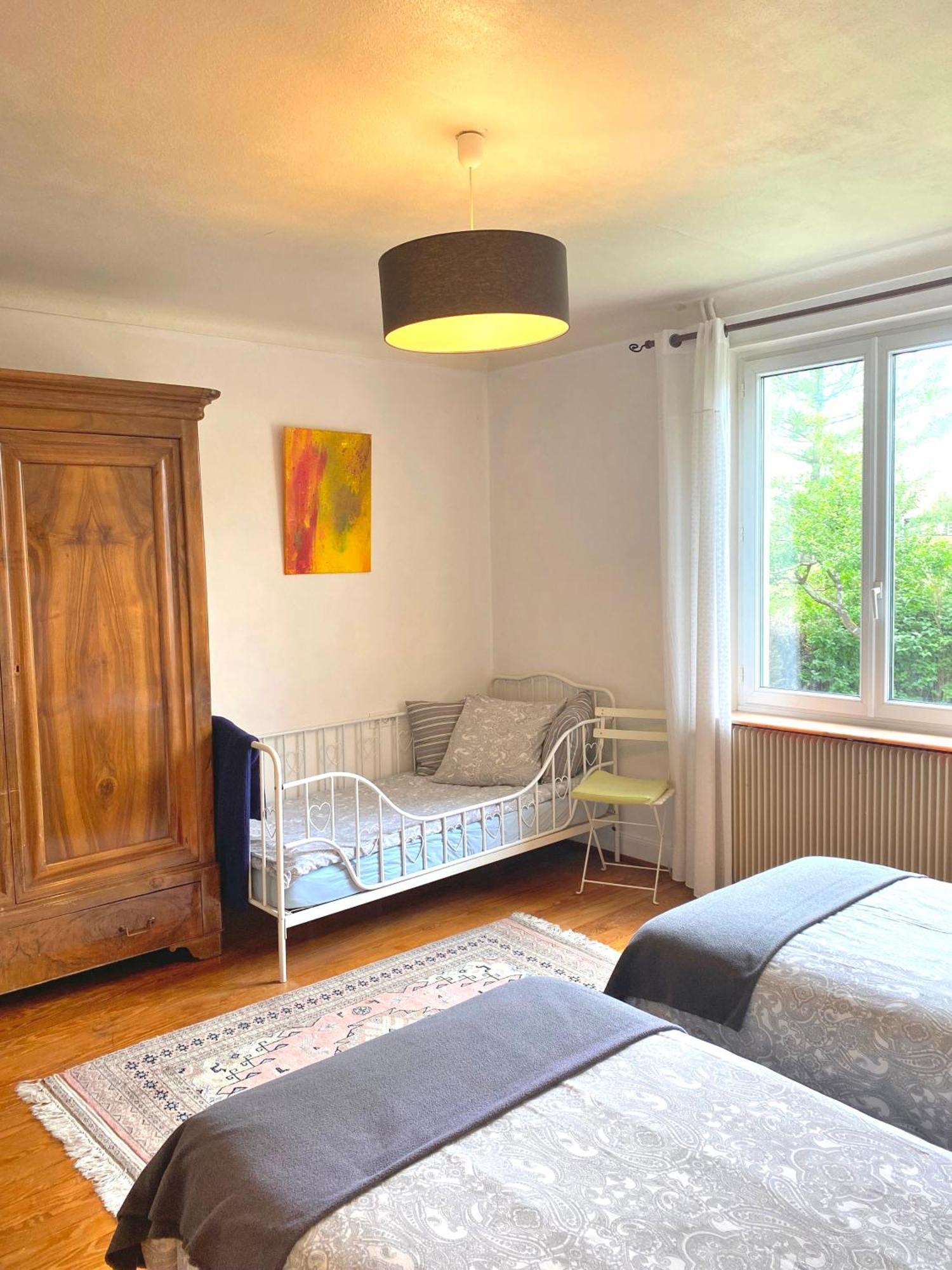 Aulouison Maison Spacieuse Et Paisible De 200 M2, A Proximite Du Parlement Europeen Straatsburg