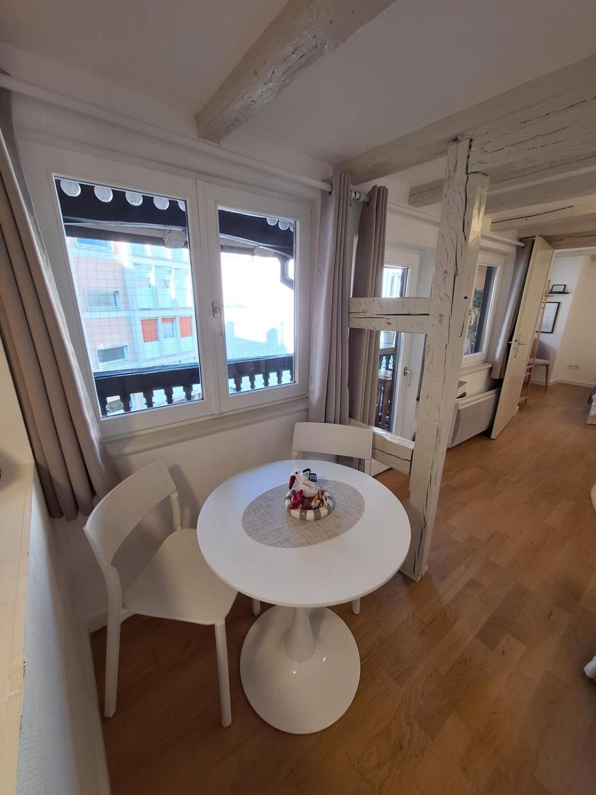 Cigogne Doree - Centre Historique Apartment