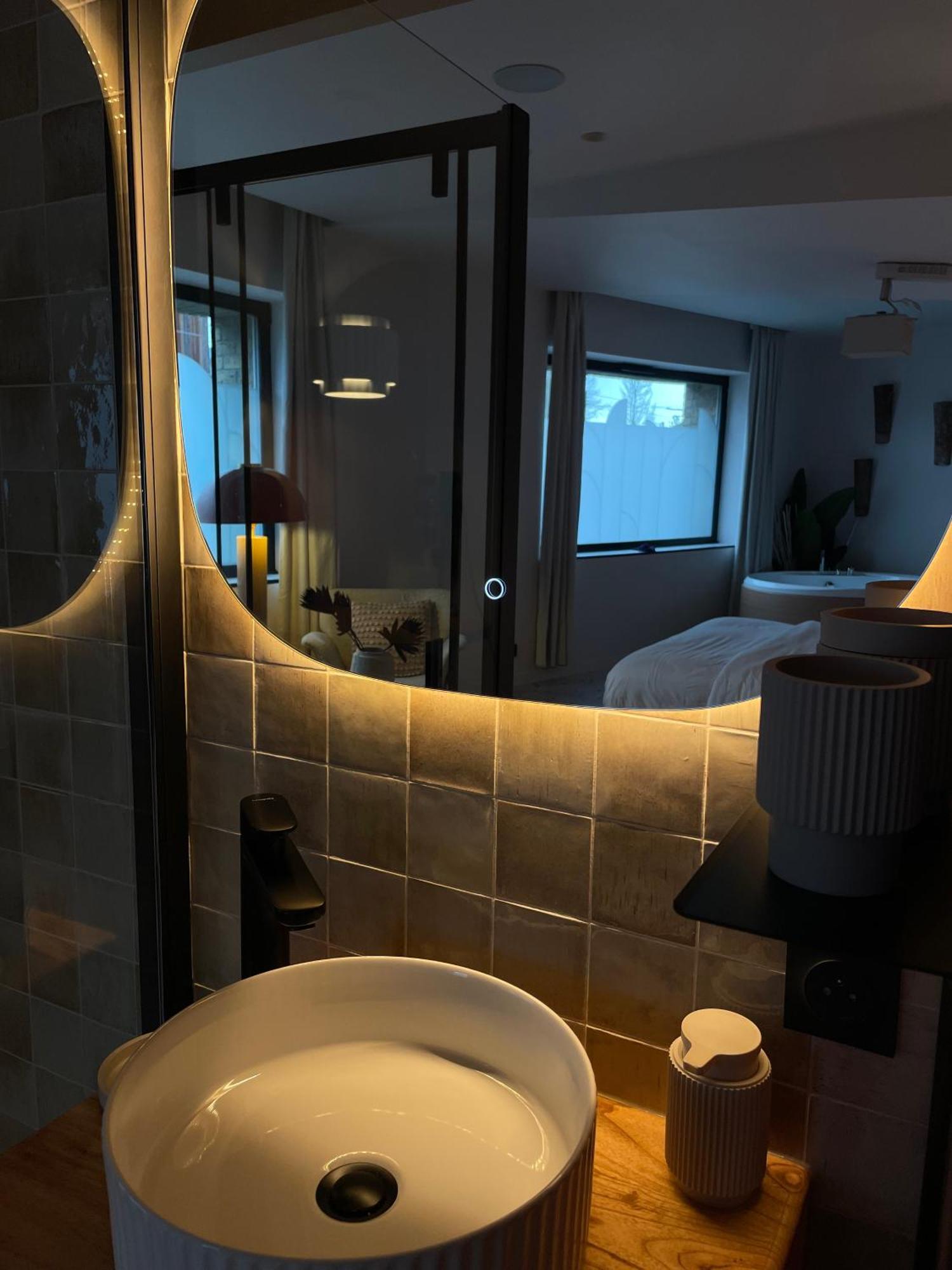 Strasbourg, Sauna, Spa, Ibiza, Evasion Romantique Et Sensuelle Strasbourg