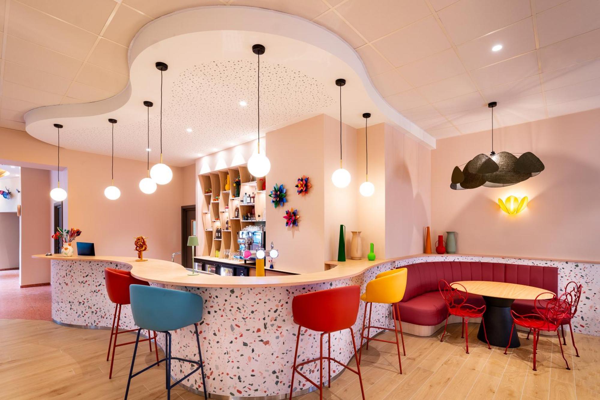 Ibis Styles Centre Republique 2*