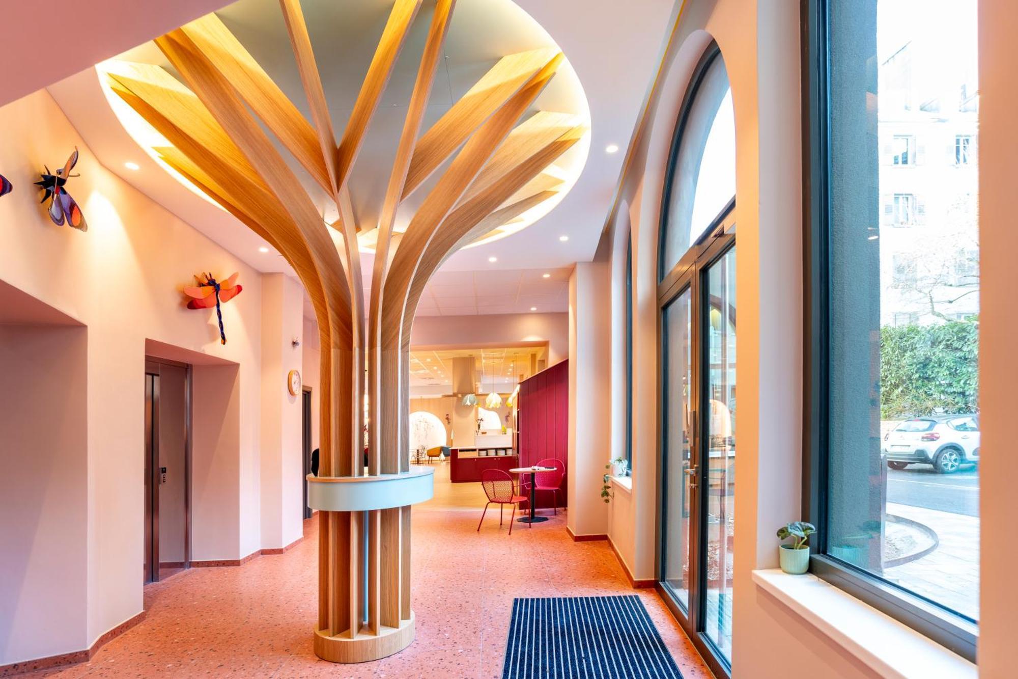 Ibis Styles Centre Republique 2*