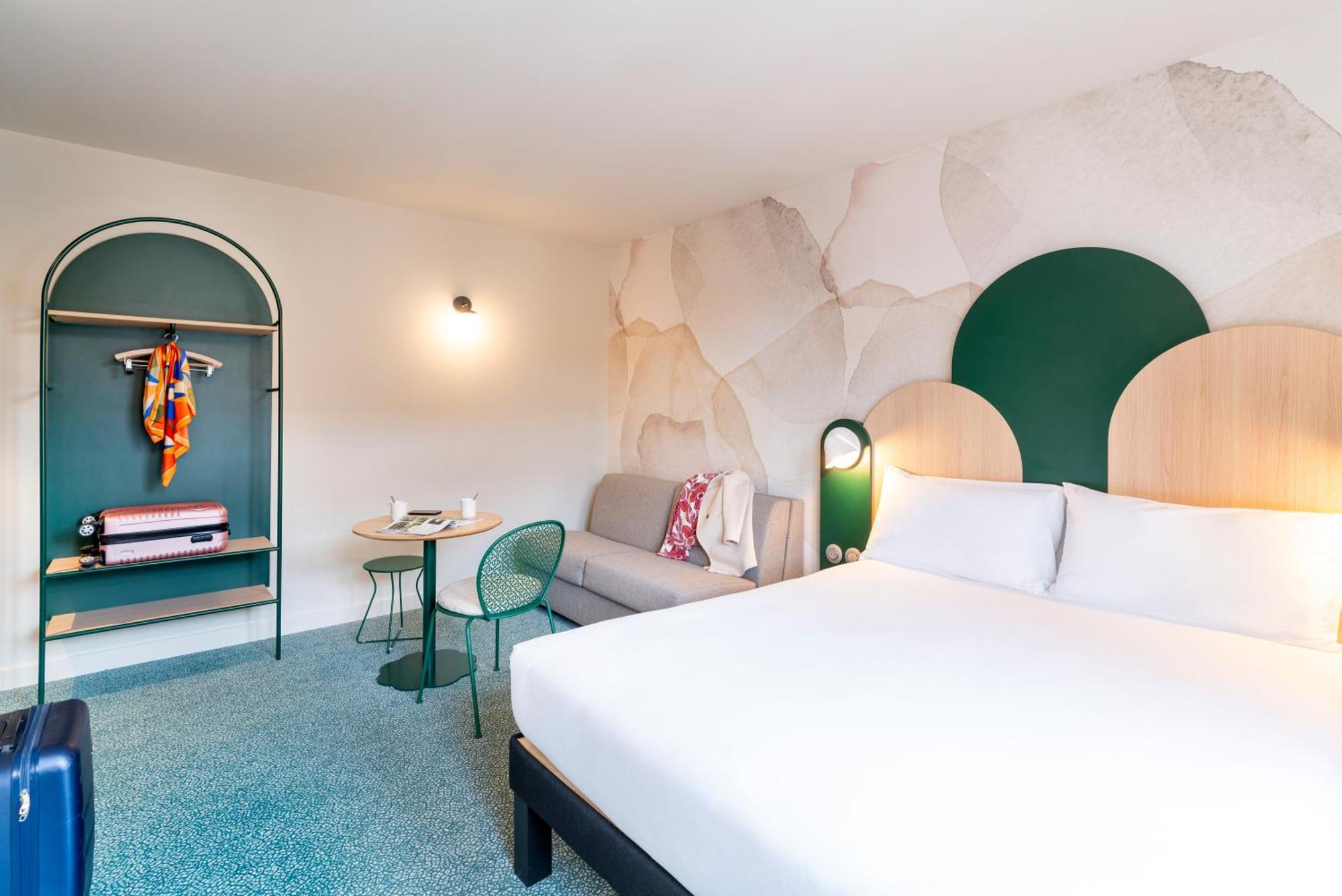 Ibis Styles Centre Republique Hotel 2*