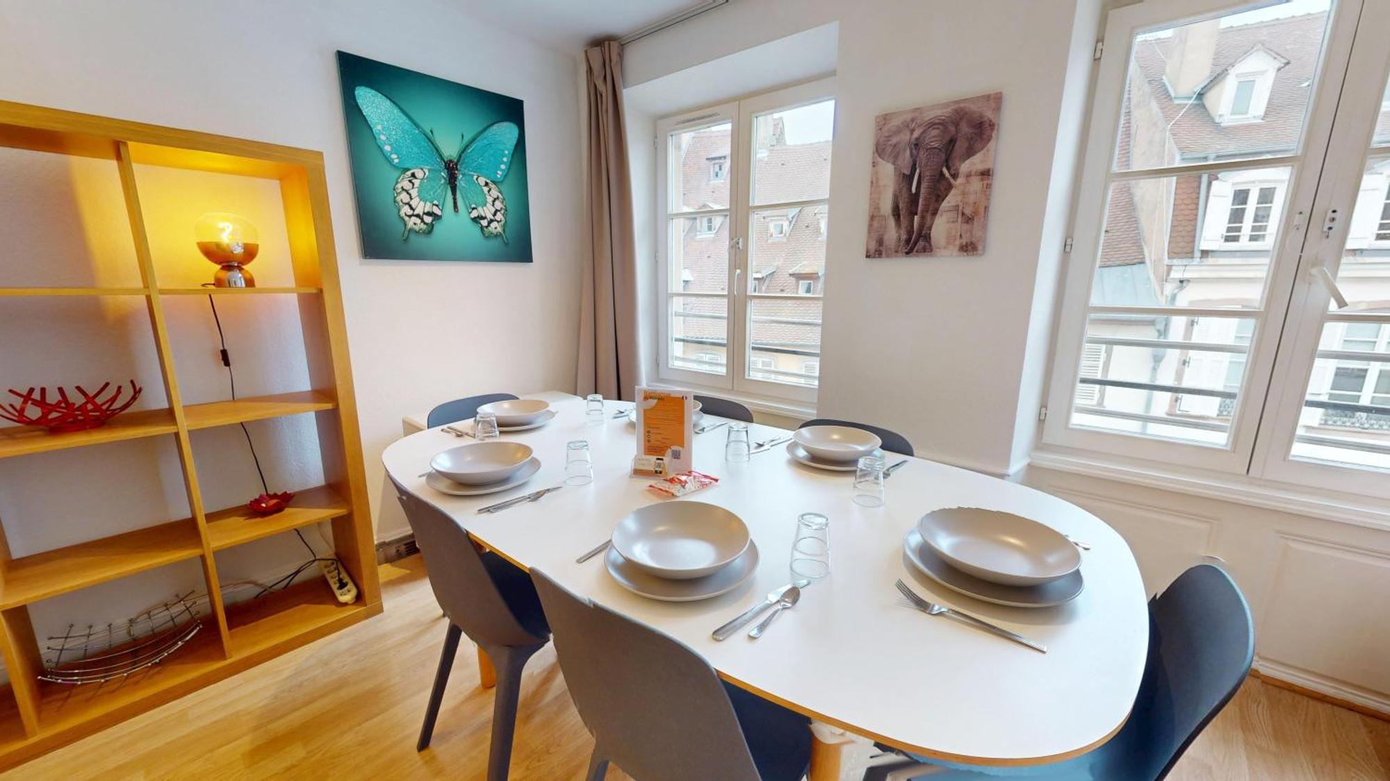 Apartment 70 M² Center