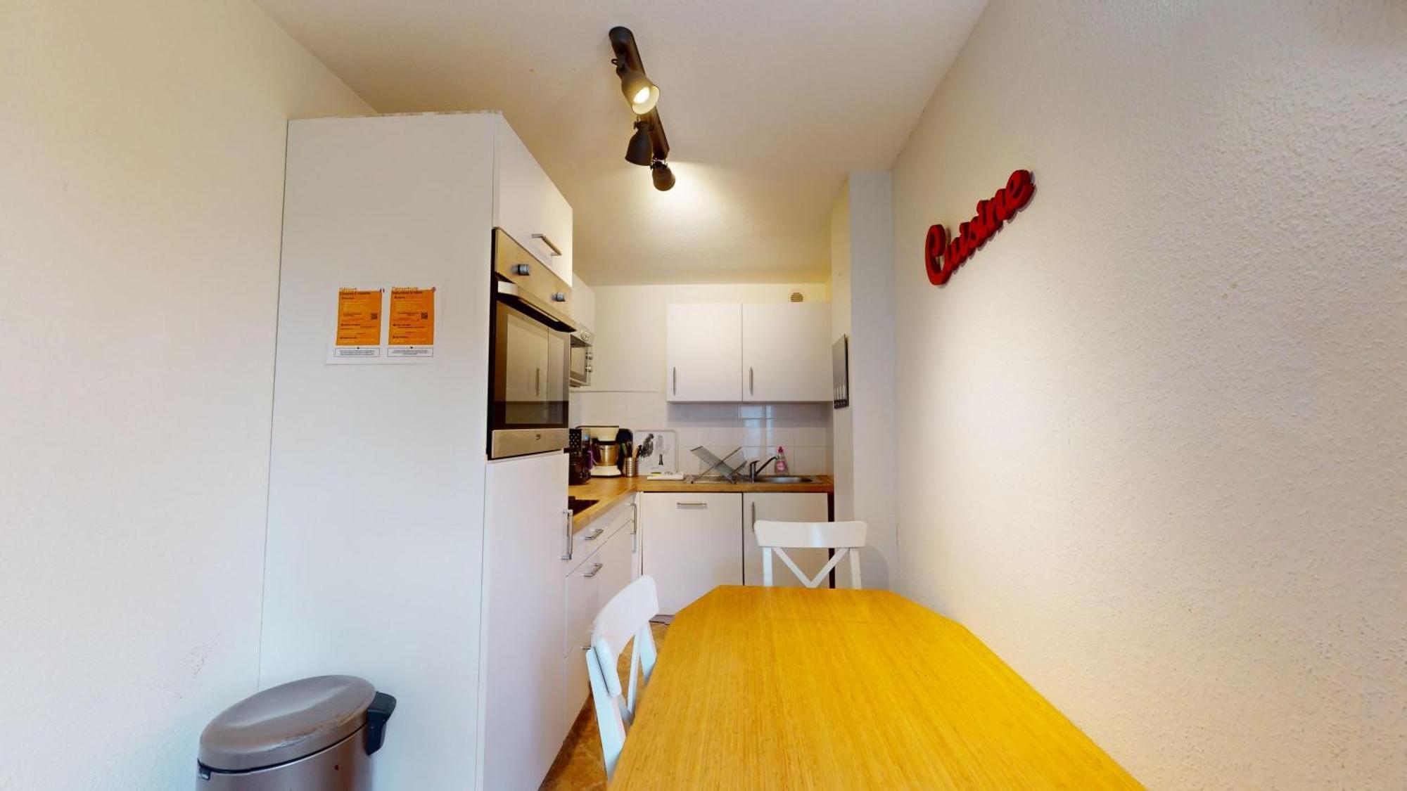 70 M² Center *
