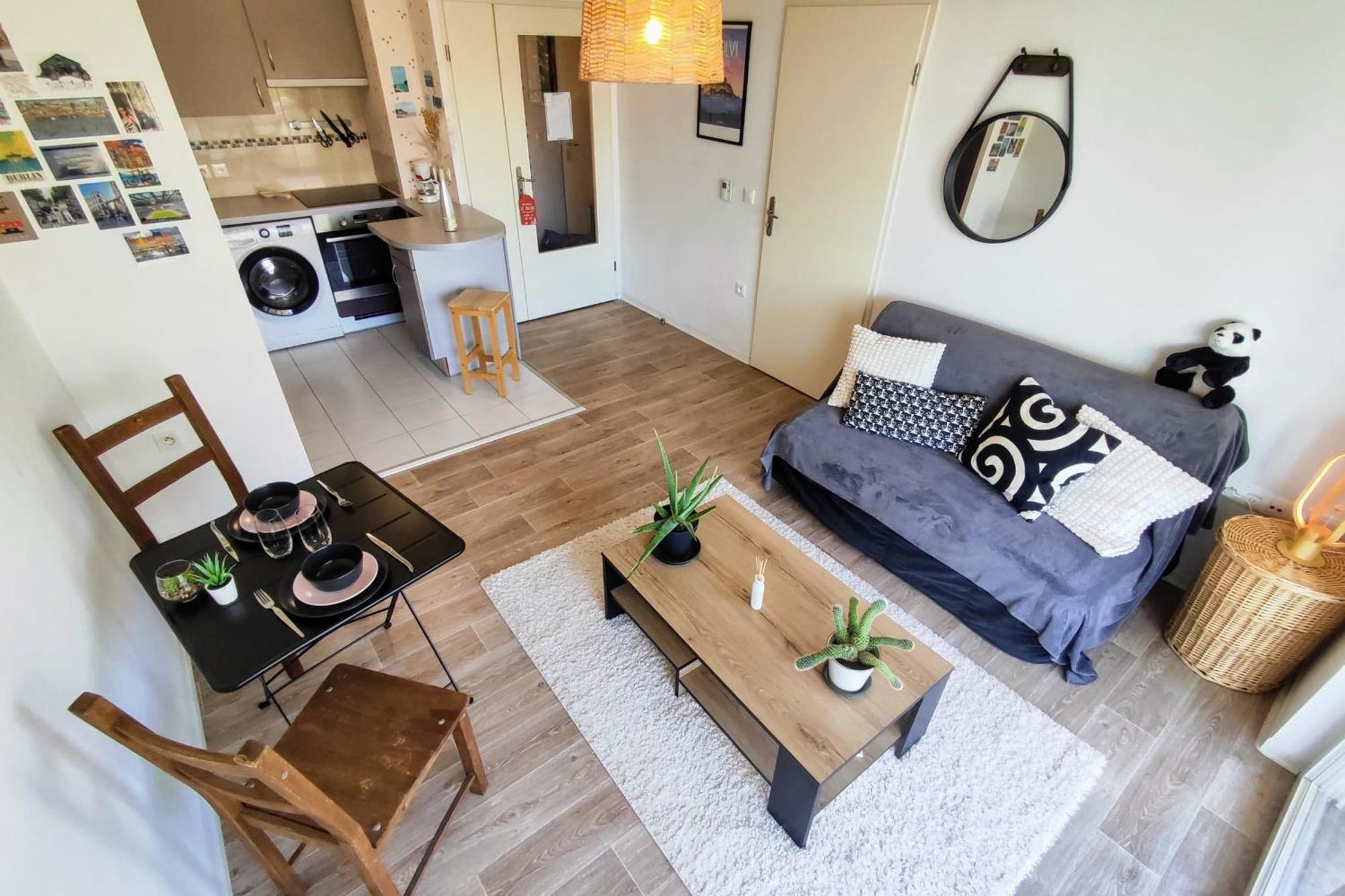 Le Salluste Cosy T2 With Balcony In Apartment