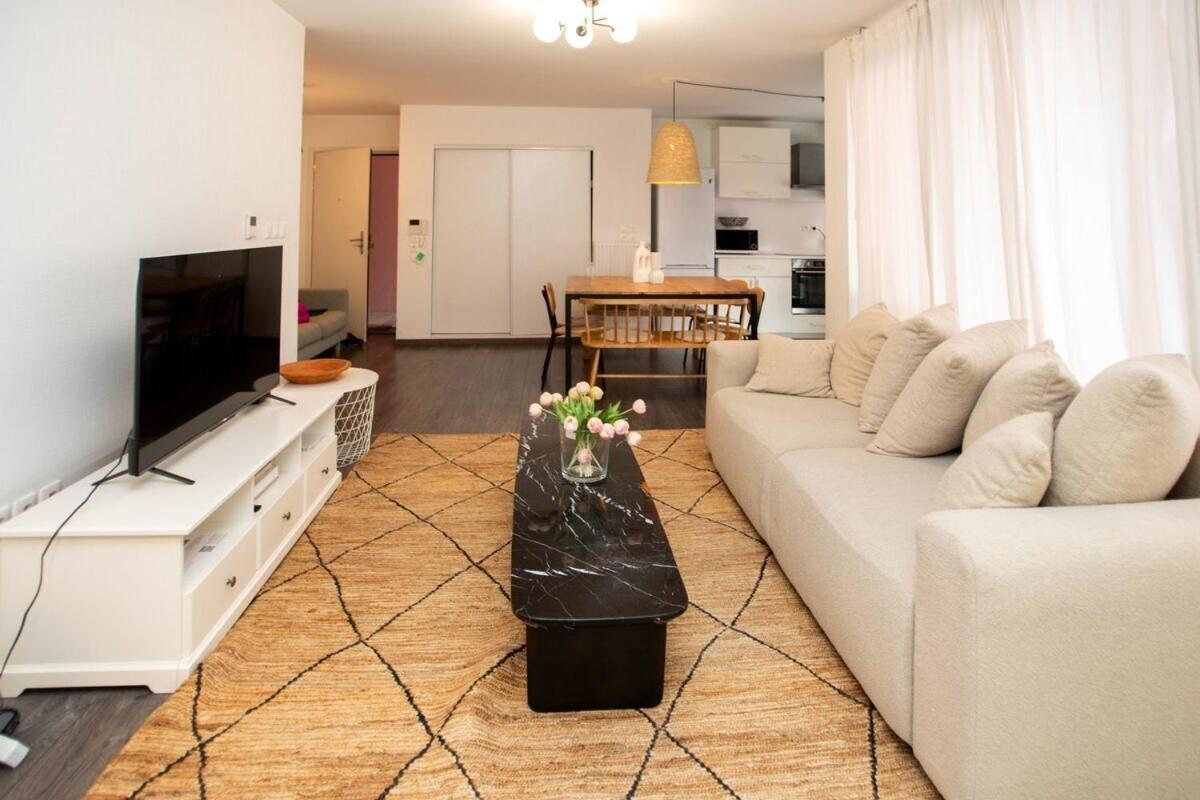 Apartament Moderne Au Centre *