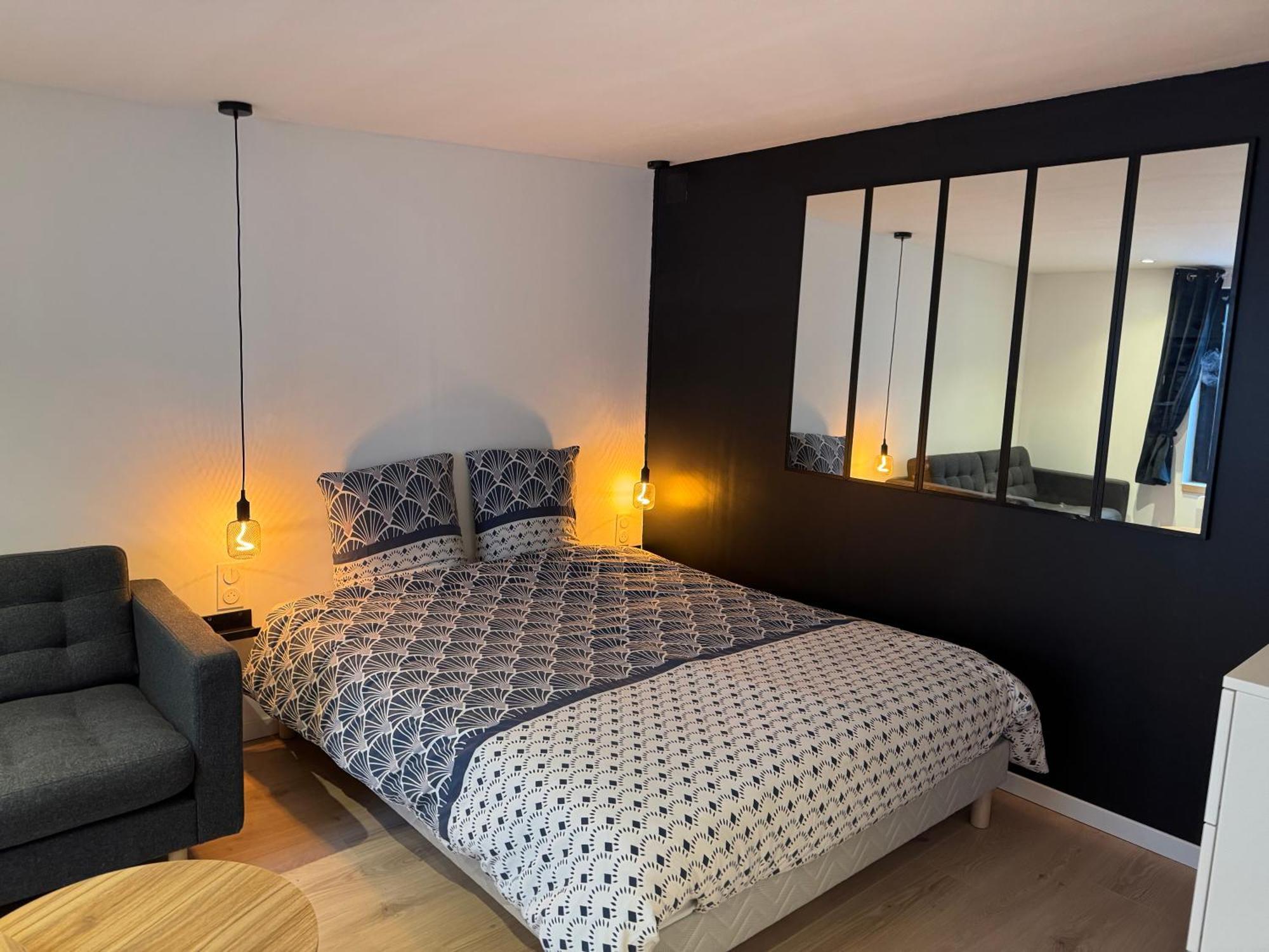 Grand Studio - Au Faubourg - Centre Apartment