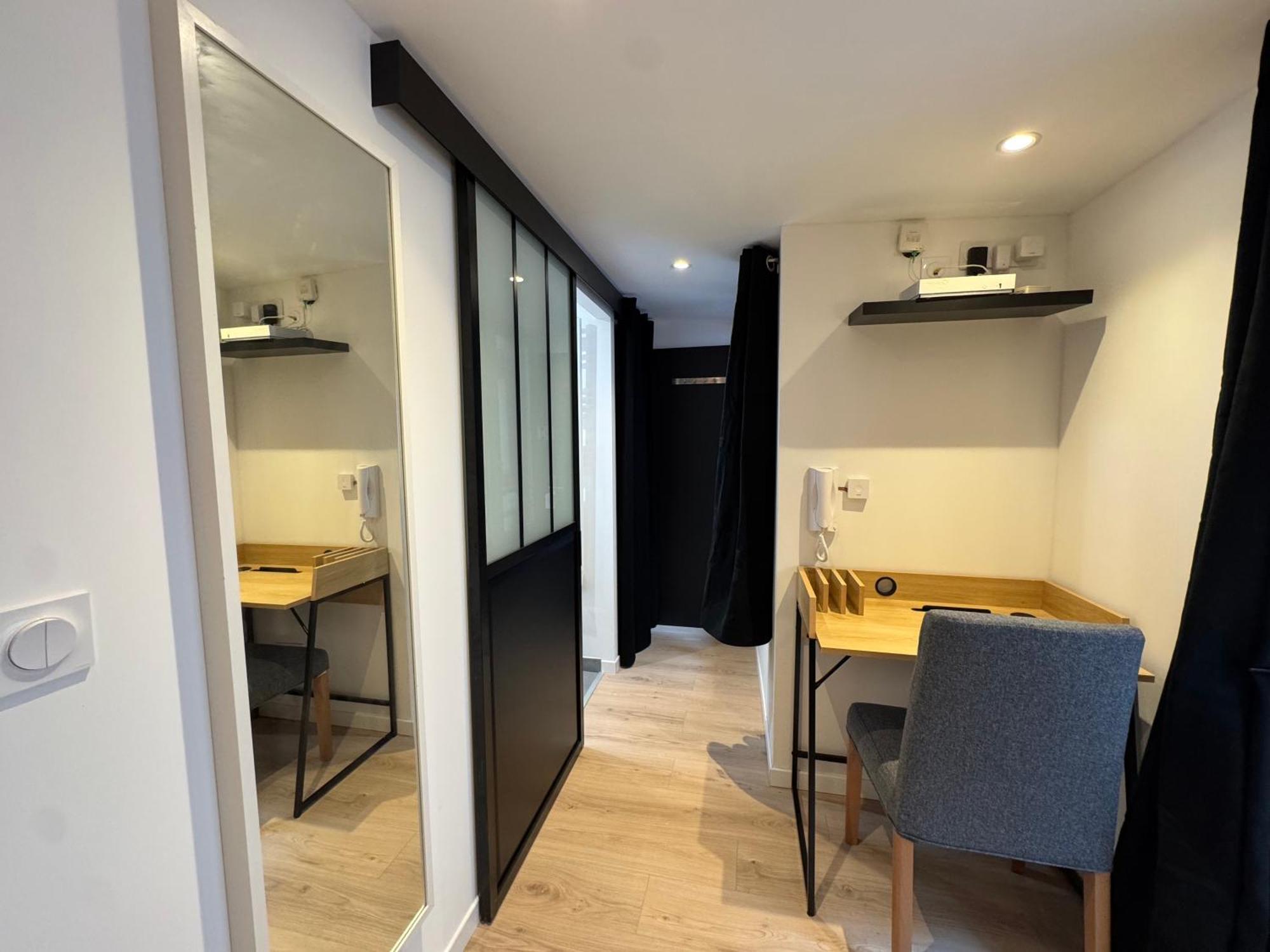 Grand Studio - Au Faubourg - Centre Apartment *
