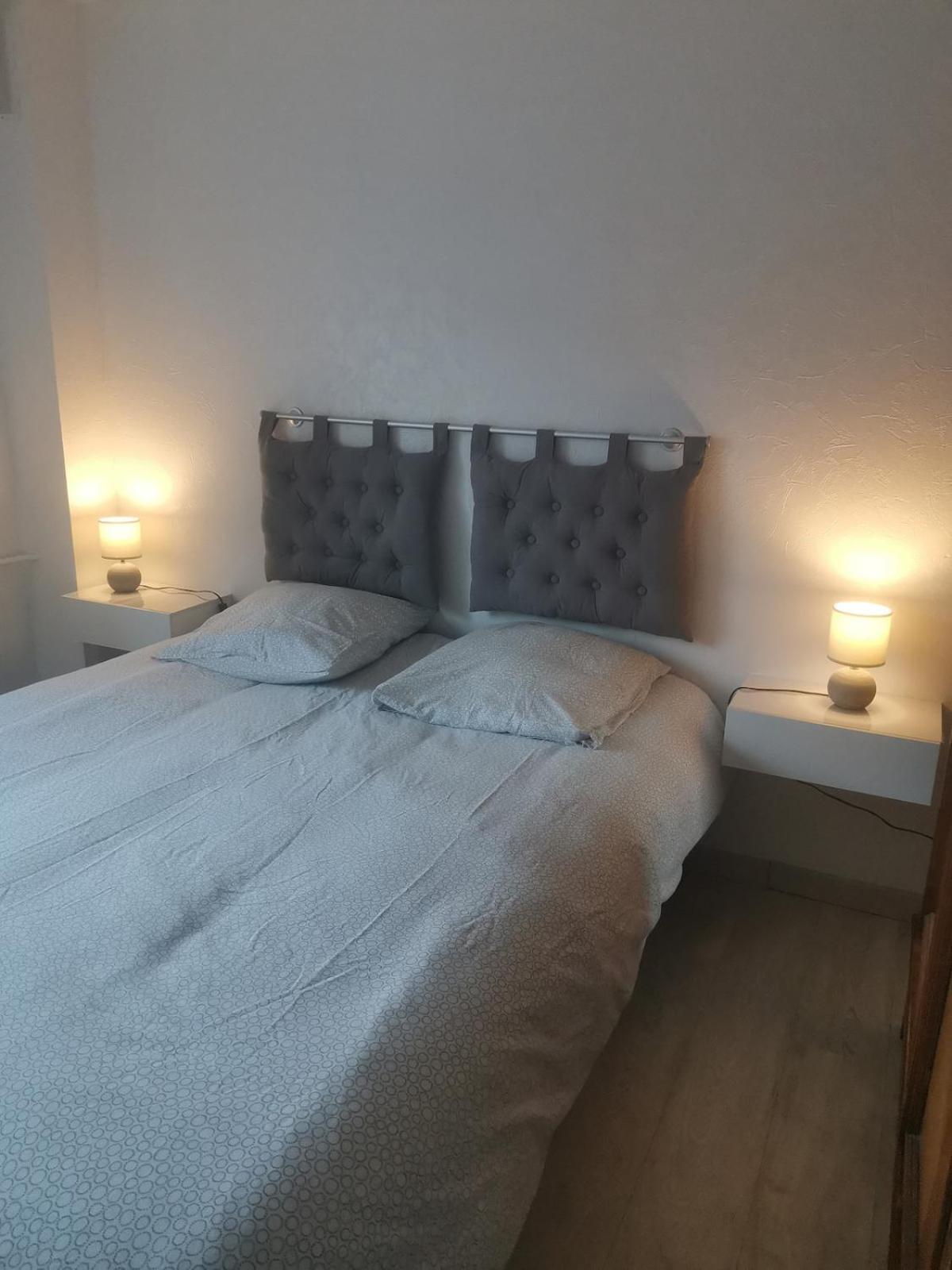 Apartament Pretty 4-room In A Quiet Area 3 Bedrooms Strasburg