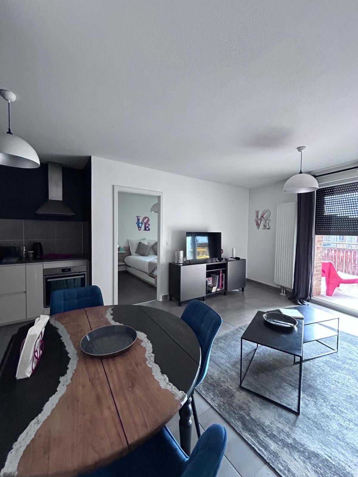 T2 - Balcon -15 Min Centre Et Allemagne Apartment *