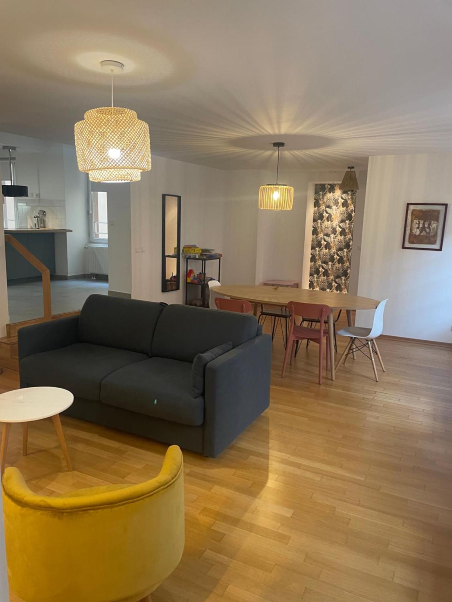 Le Pierre 2 Ch 2 Sdb 1 Parking Apartment