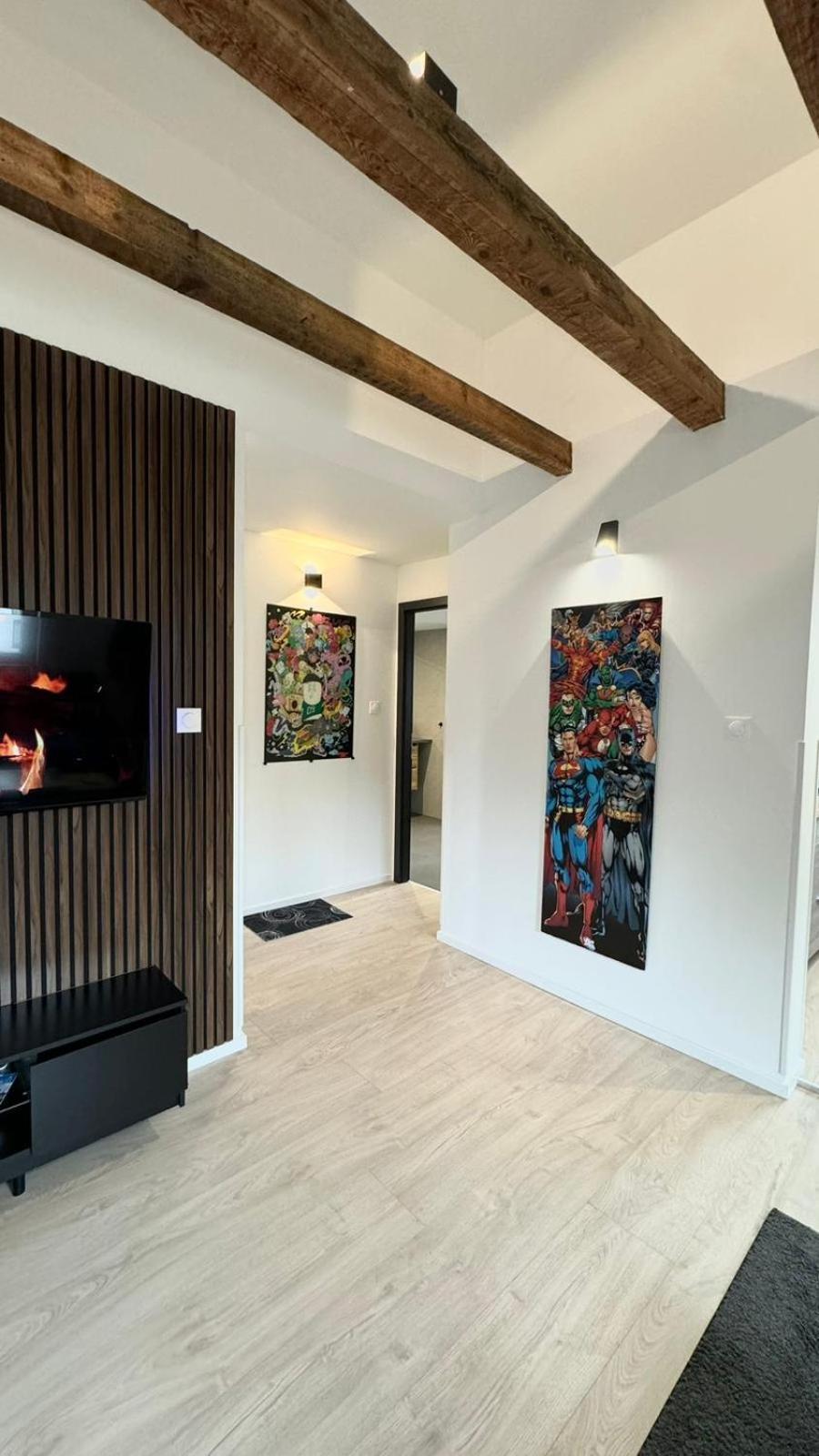 3 Pieces Proche Hyper Centre *