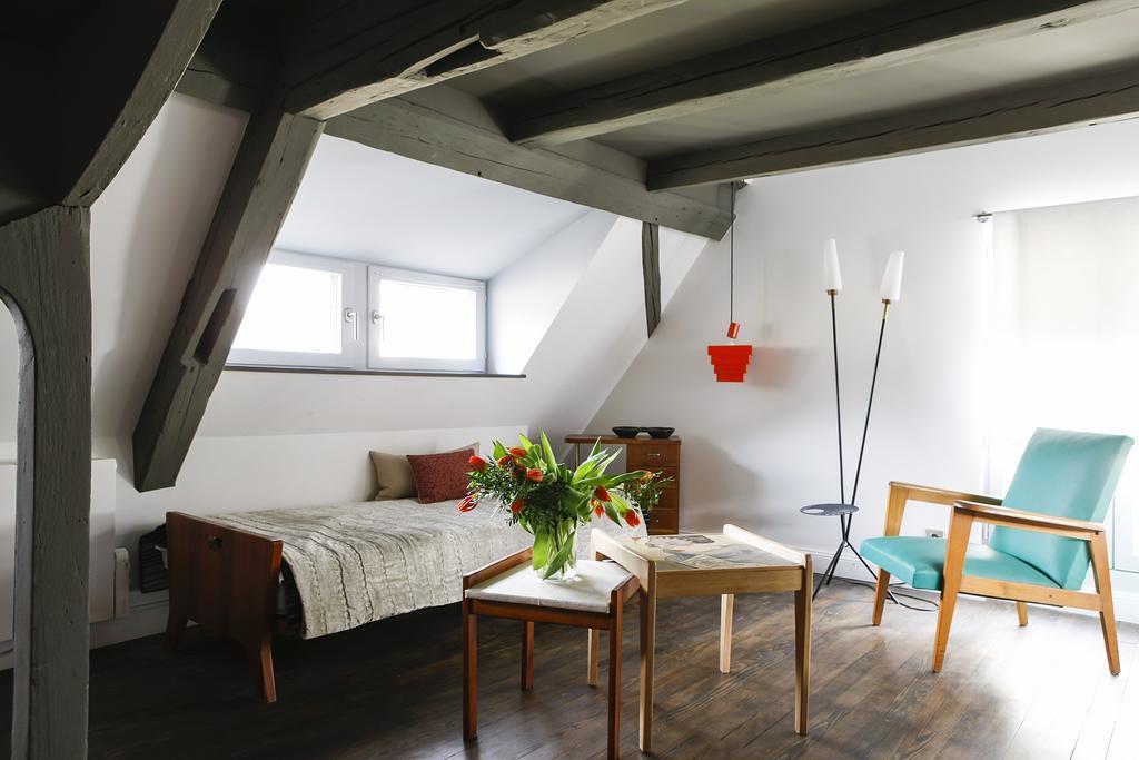 Apartament Au-dessus Du... *