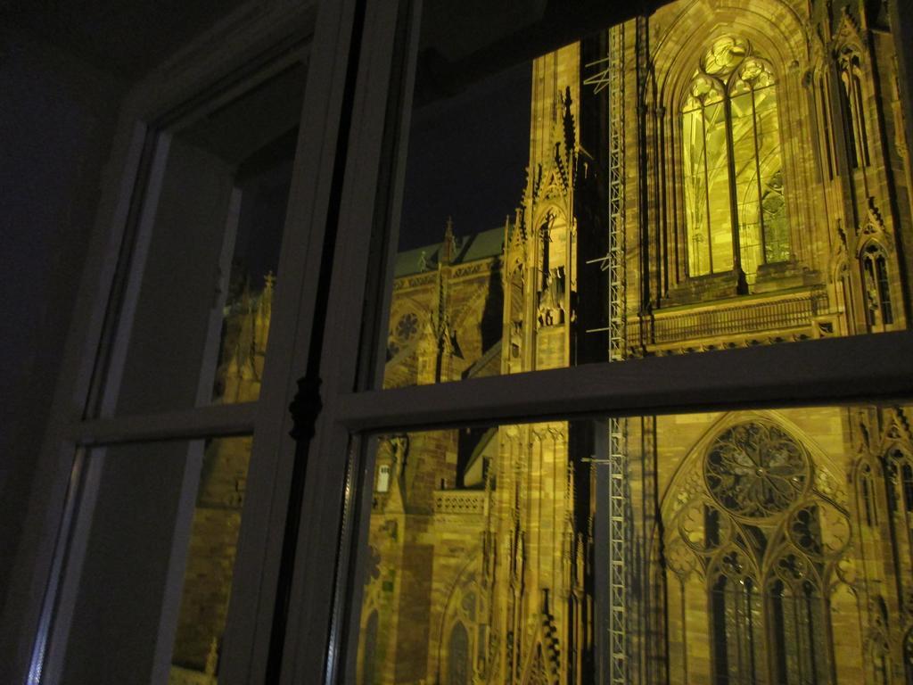 Place De La Cathedrale Apartment