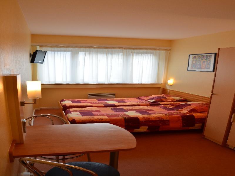 Ibis Styles Centre Republique 2*