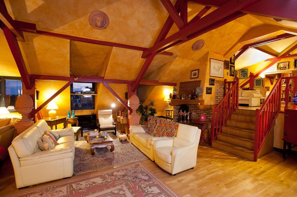 Chambres D'hotes Le Loft 13 Oda ve Kahvaltı