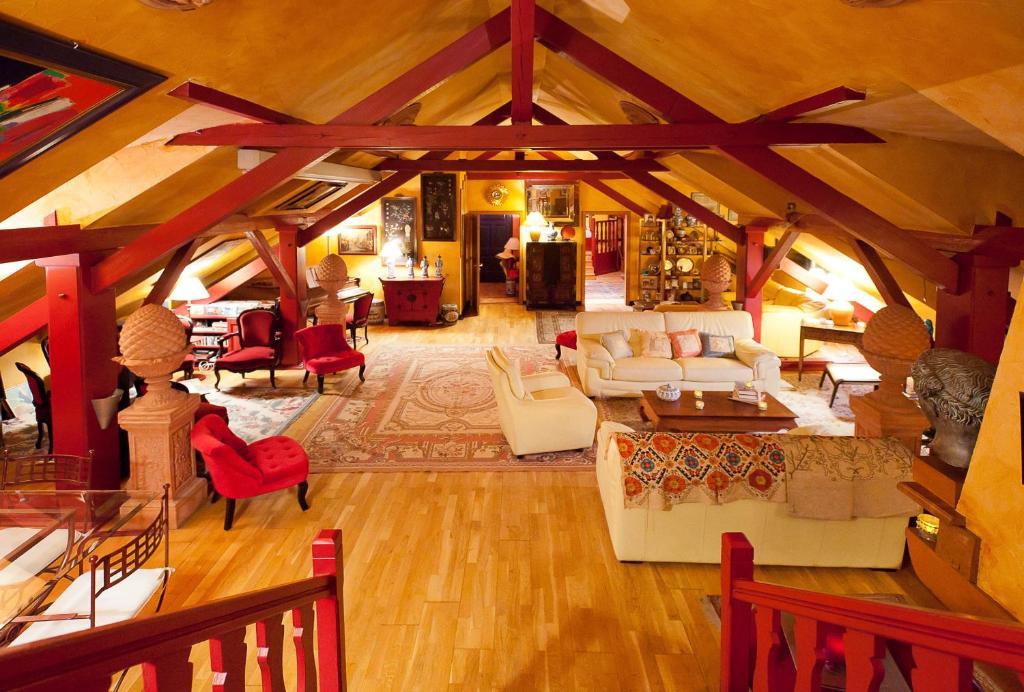 Chambres D'hotes Le Loft 13 Oda ve Kahvaltı *
