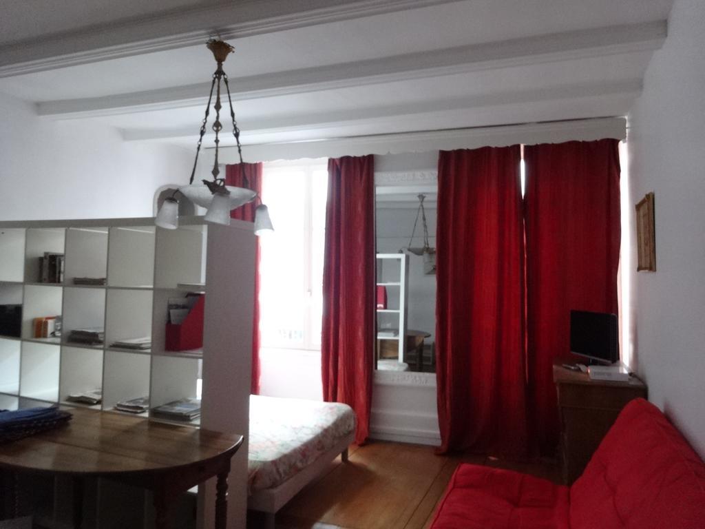 Apartment Les Serruriers - Spacieux Avec Terrasse & Parking