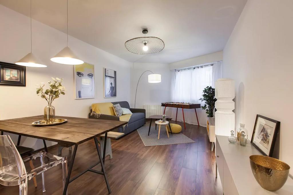 Apartment Must Center