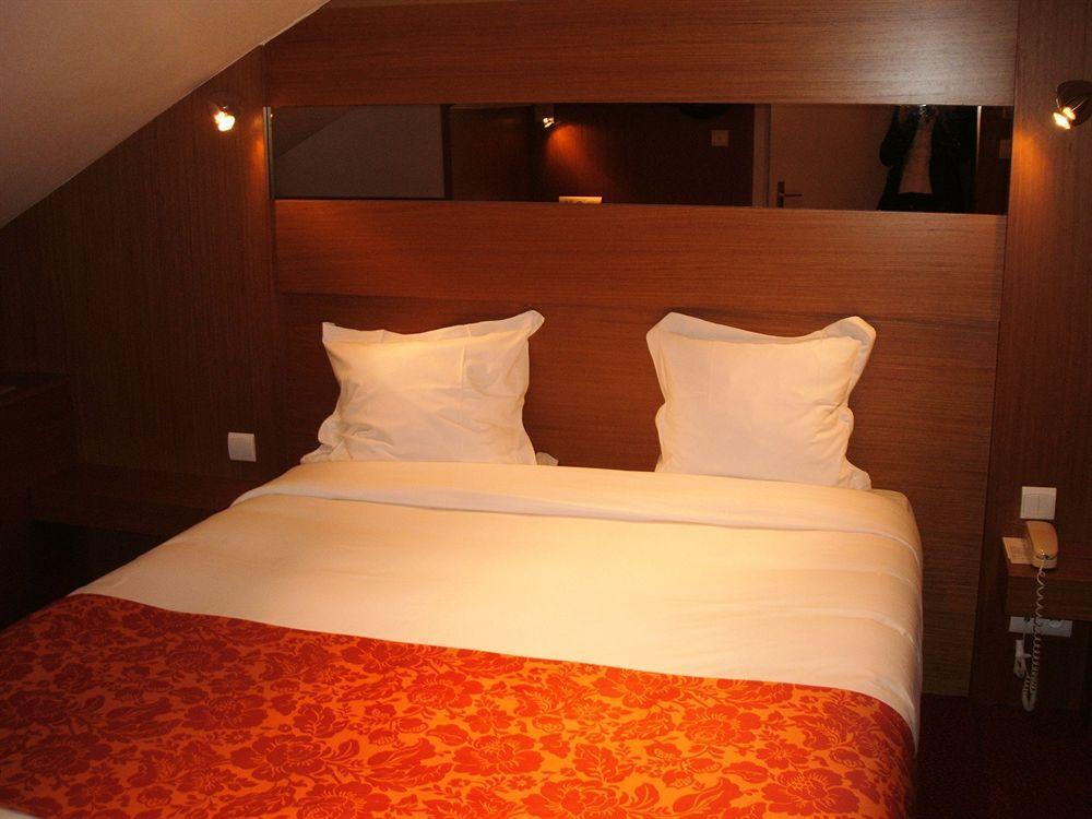 Maison Lutetia R