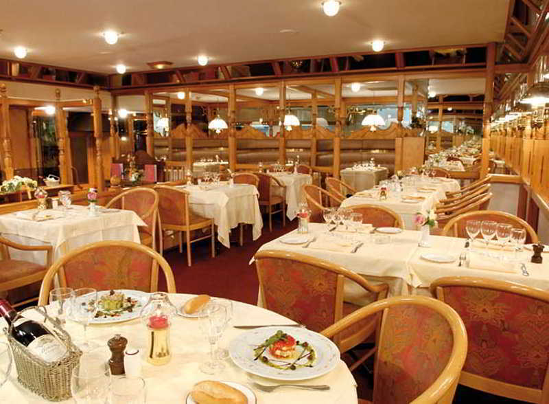 Mercure Palais Des Congres Hotel 4*