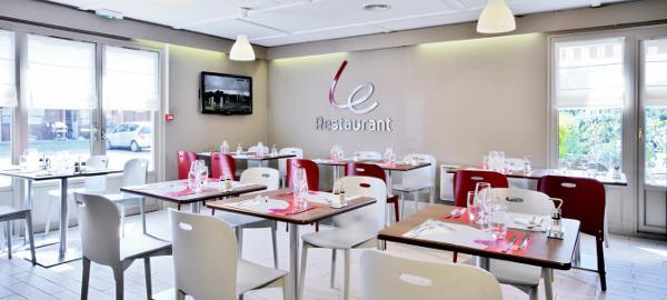 Hotel Kyriad Direct Strasbourg Ouest - Zenith 3*