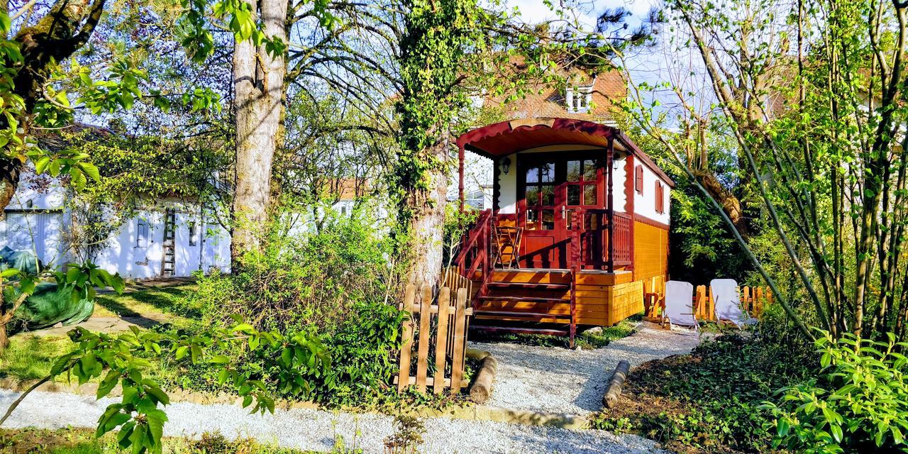 Chalet Roulotte Comtoise A *