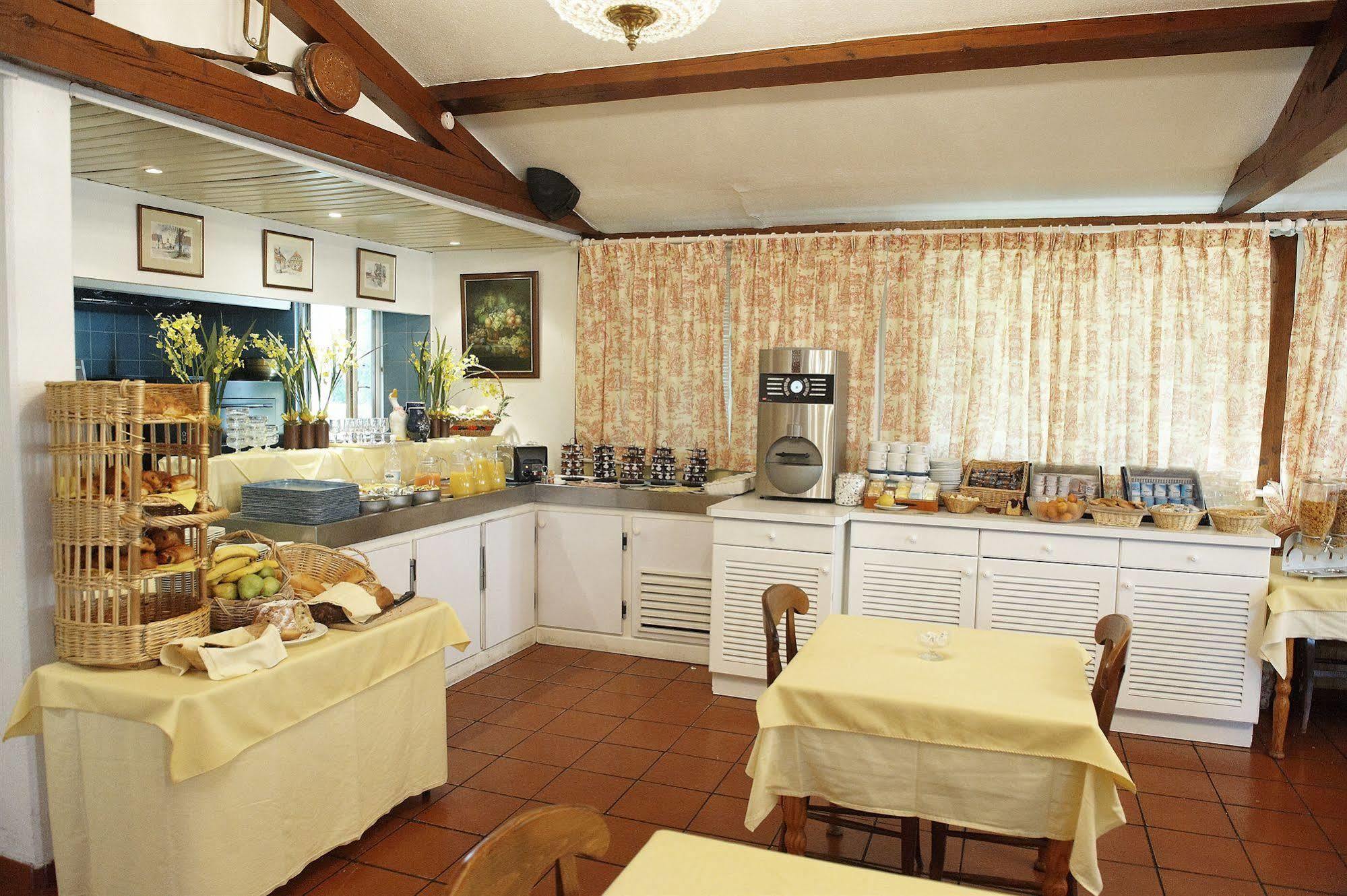 - Montagne Verte & Restaurant Louisiane Hotel Estrasburgo