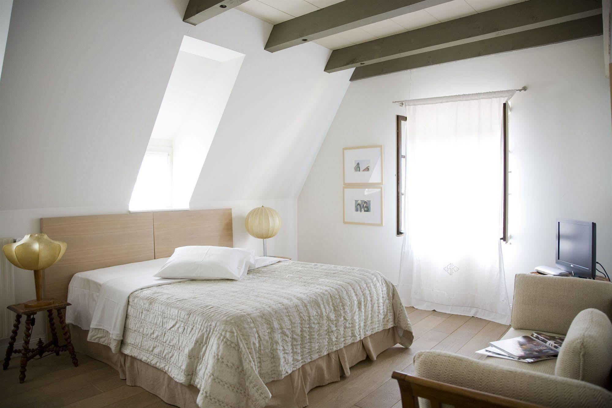 Le Chut - Petite France Hotel
