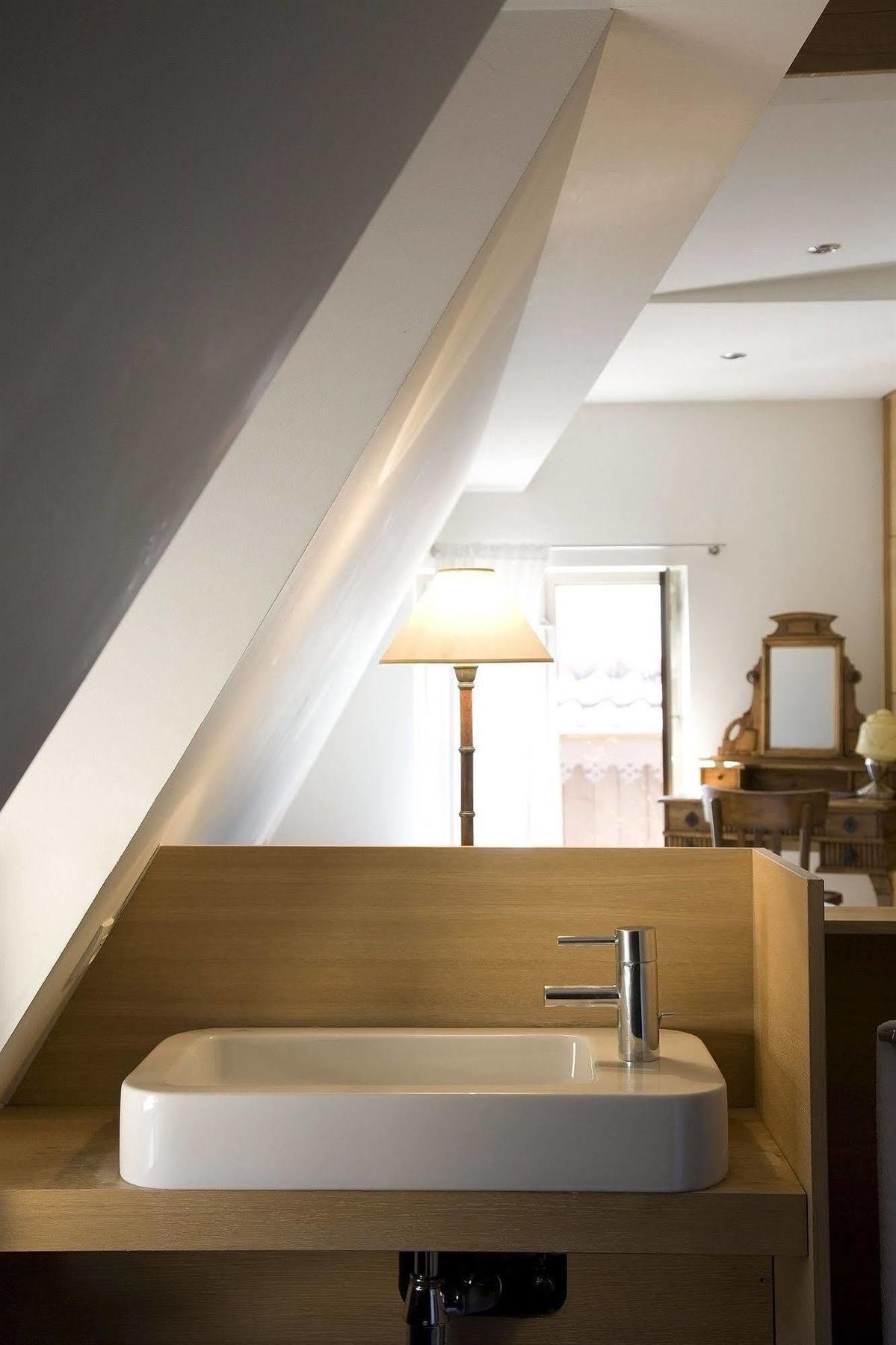 Le Chut - Petite France Hotel 2*