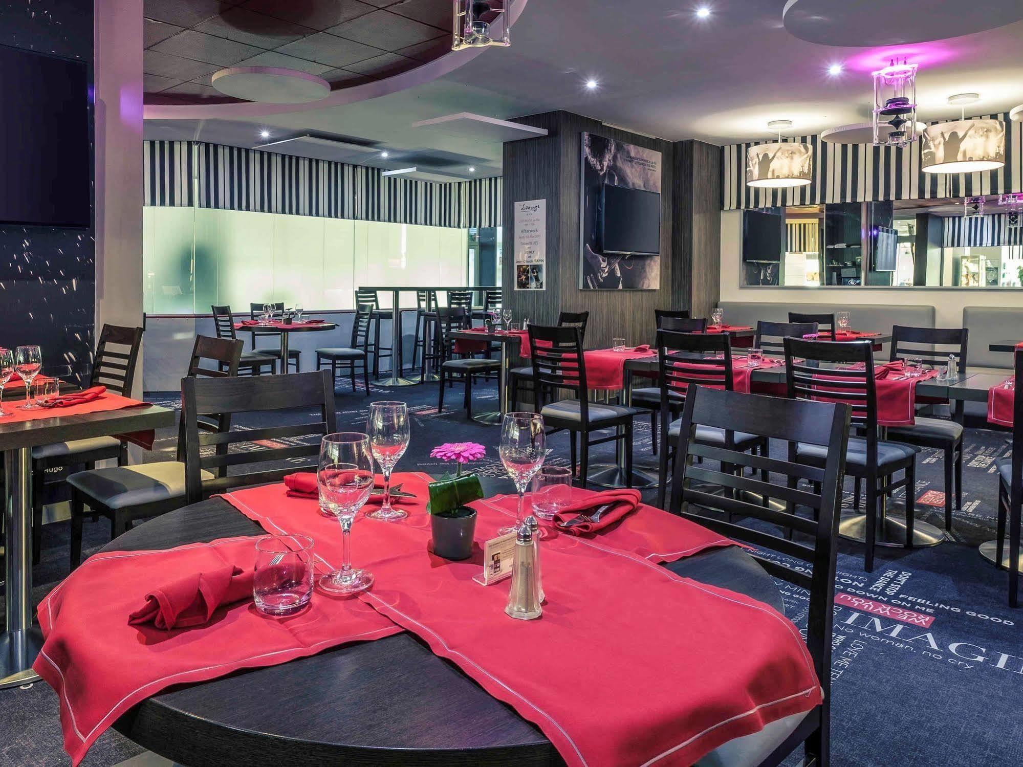 Hotel Mercure Palais Des Congres 4*