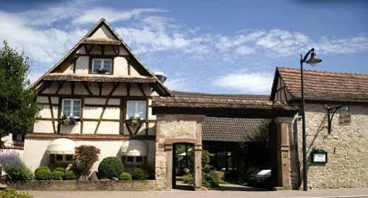 Hotel La Cour De Lise 2*