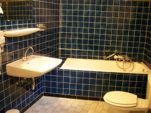 Du Rhin Hotel 2*