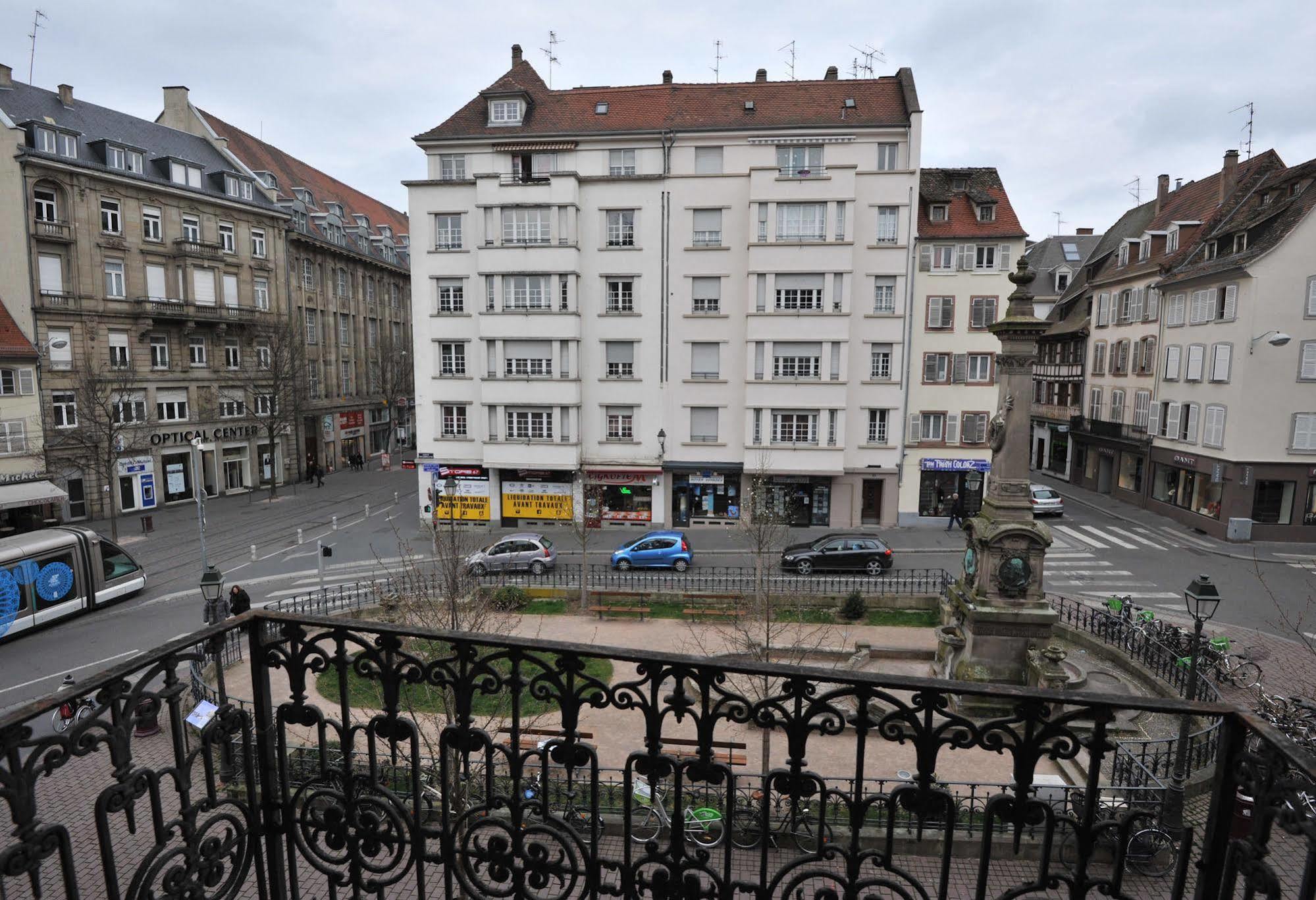 Paola, Pamela, Patricia Et Pascale * Estrasburgo
