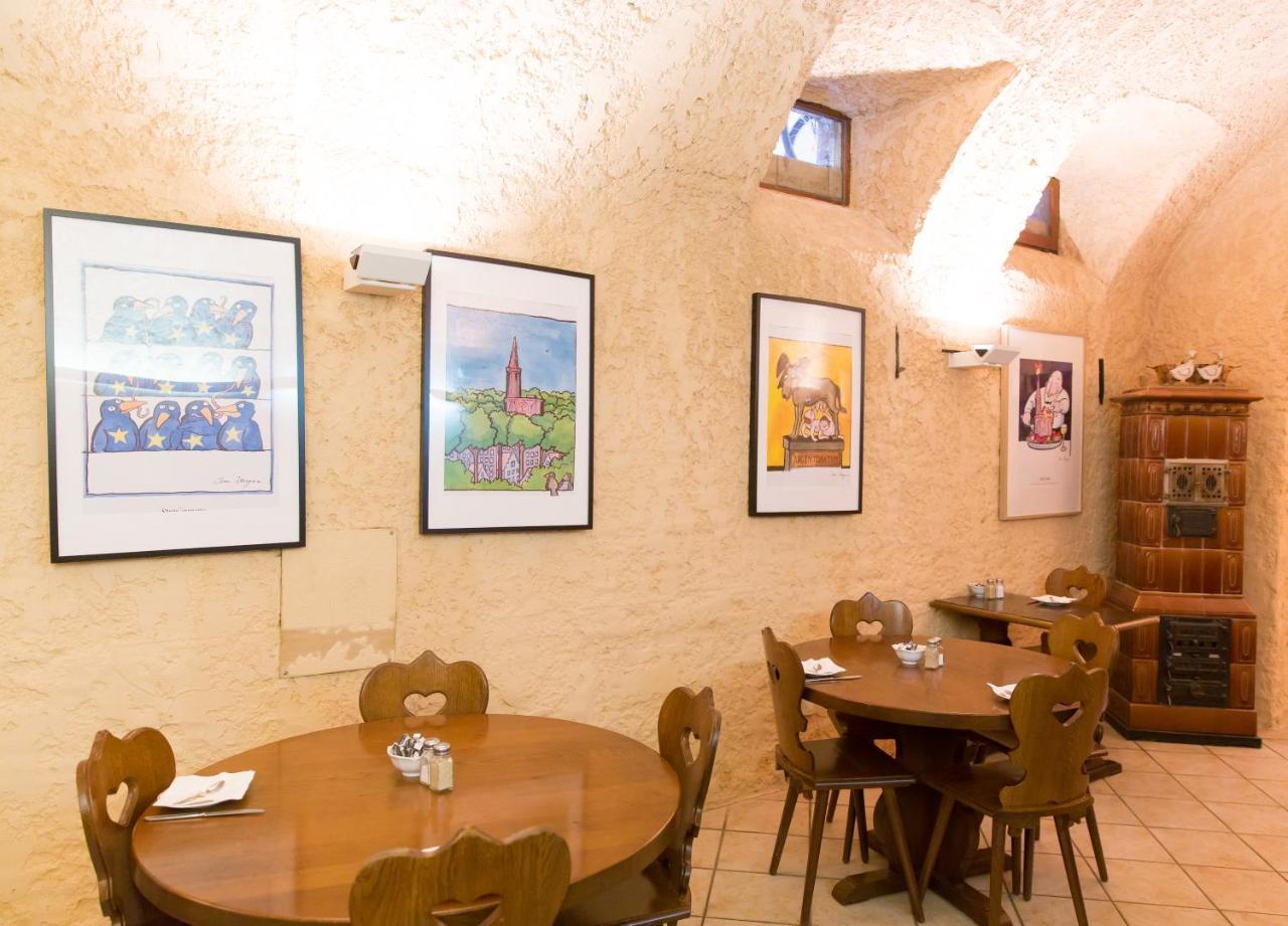 Couvent Du Franciscain Centre Hotel 3*