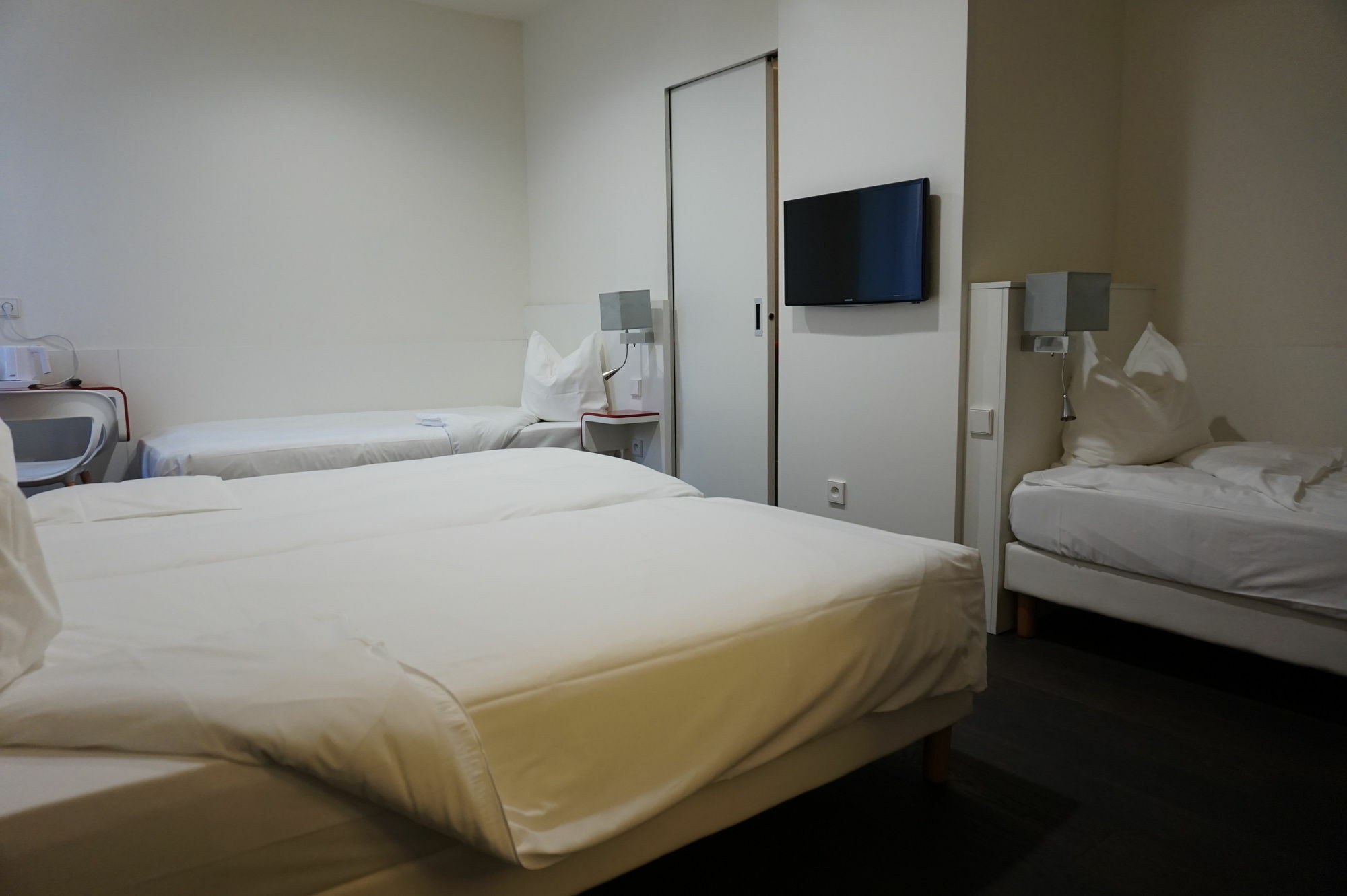 Clapclap Hotel, Food & Bar Hotel Strasburg