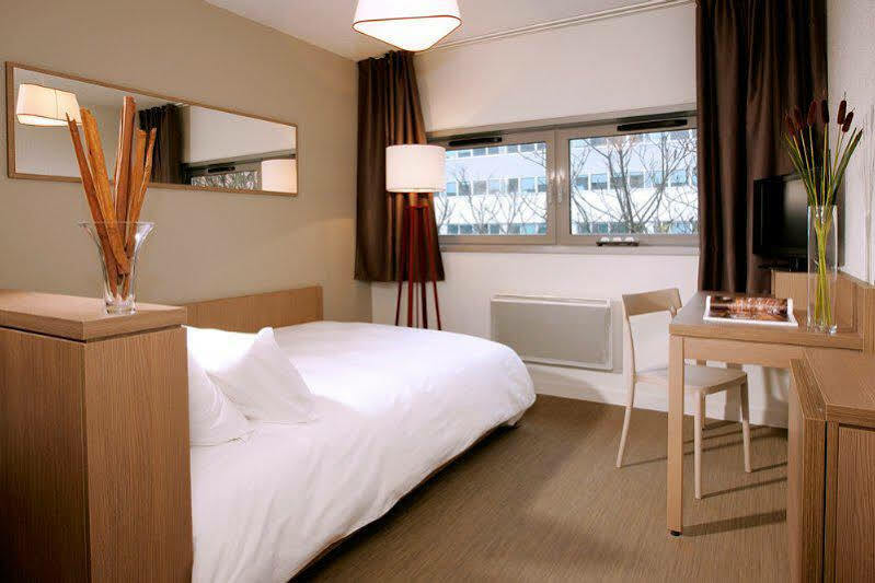 Appart'city Confort Centre Aparthotel 3*