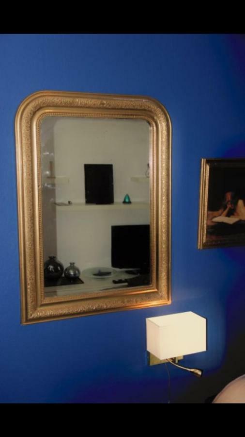 Le Moment Bleu Daire Strazburg