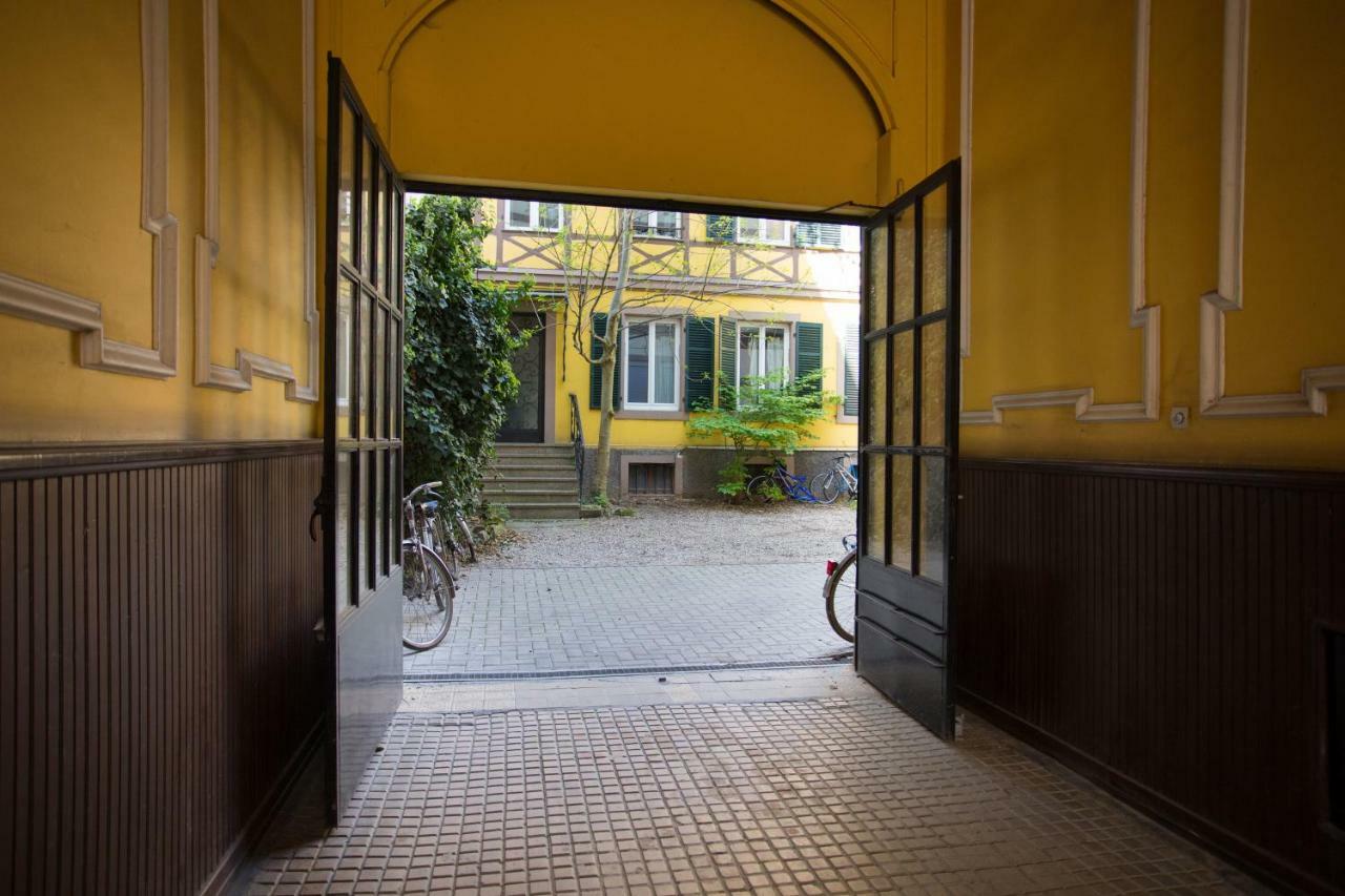 ★ Charmant F2 ★ Gare - Centre ★ Terrasse ★ * Strazburg