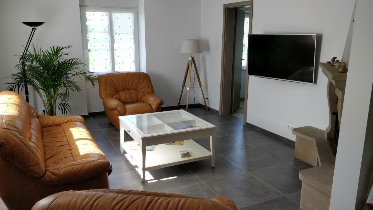 Maison Des écluses F3 90m2 Jacuzzi Climatisation Hébergement de vacances