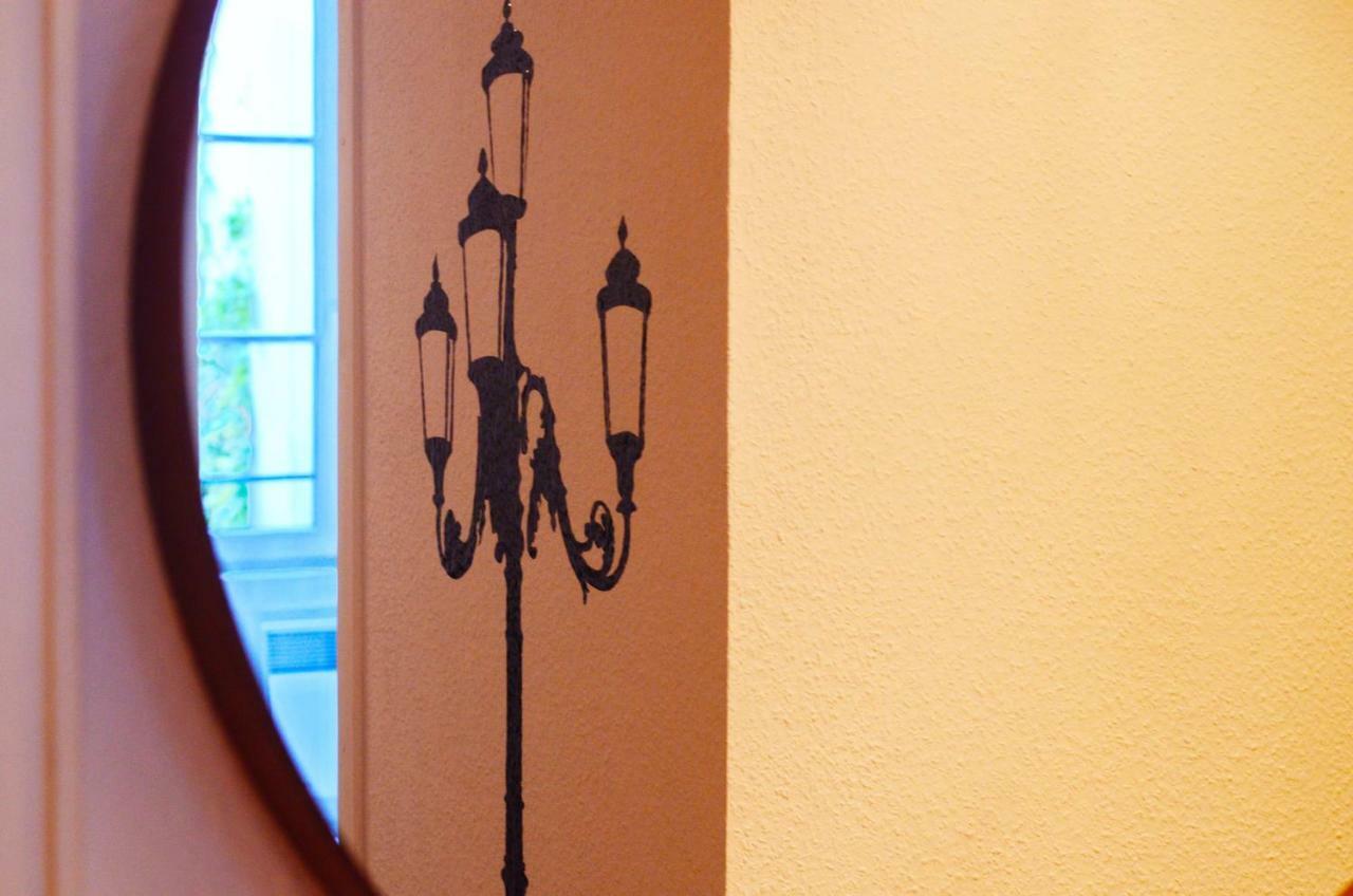 Quatre Chaises Apartment