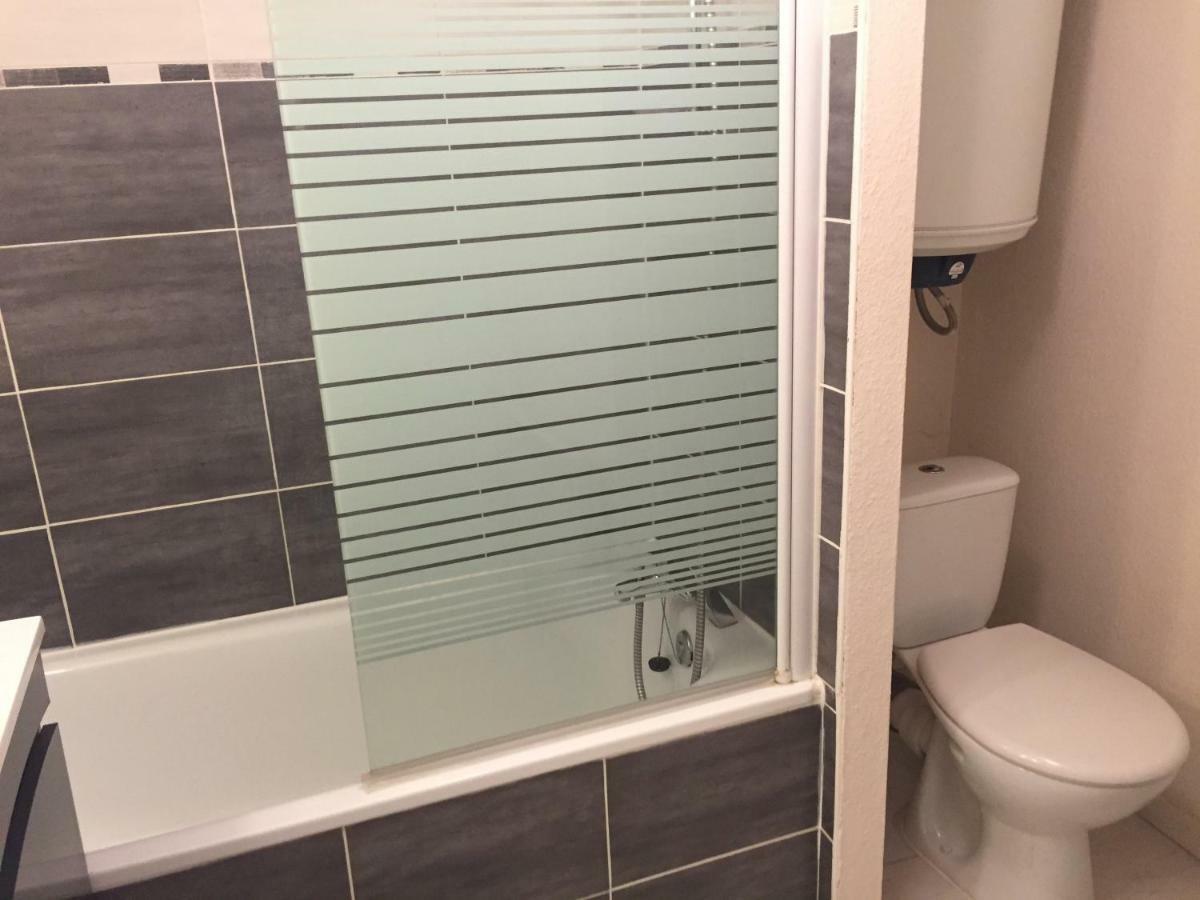 Grand Studio - Au Faubourg - Centre Apartment